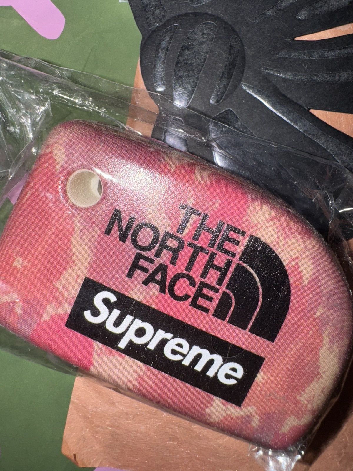 Supreme The North Face x Supreme floating keychain Size ONE SIZE - 3 Thumbnail