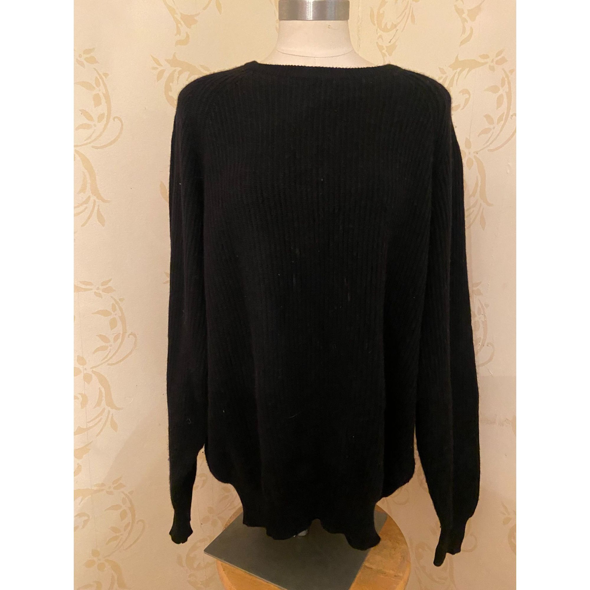 image of Designer Jennifer Tyler 100% Cashmere Cable Sweater Ladies in Black, Women's (Size 2XL)