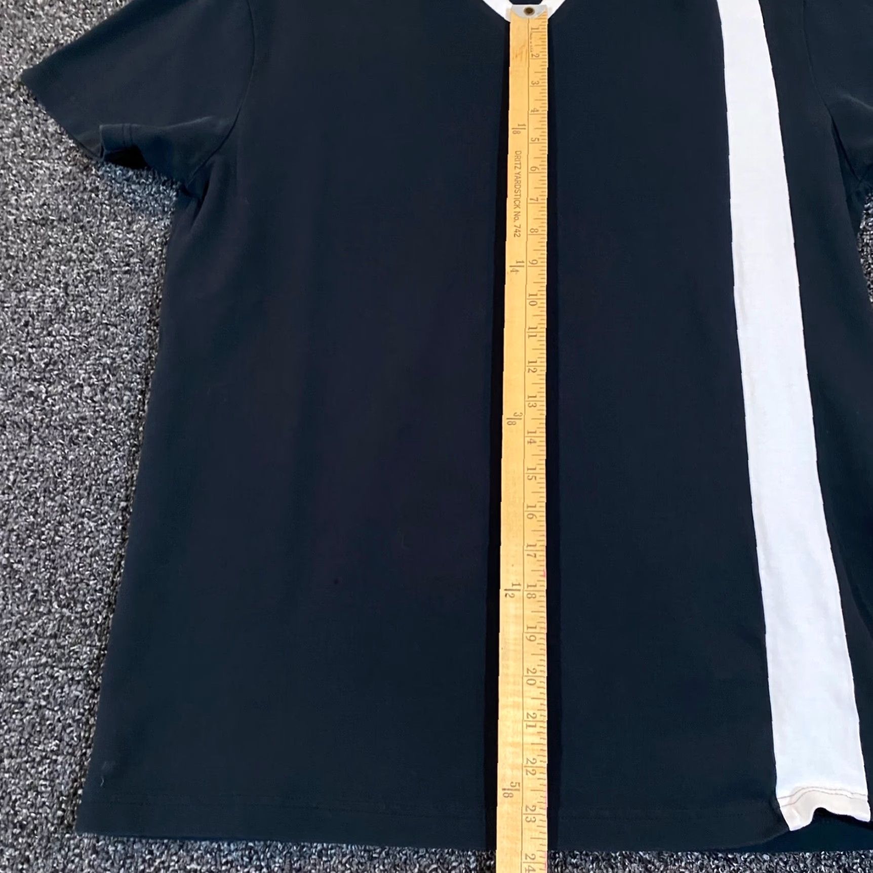 Versace VERSUS Versace Polo Mens M/L Black White Gianni Designer Shirt S/S Buttonless Polo Shirt Men M Black Versace Designer Shirt S/S Buttonless Size US M / EU 48-50 / 2 - 3 Thumbnail