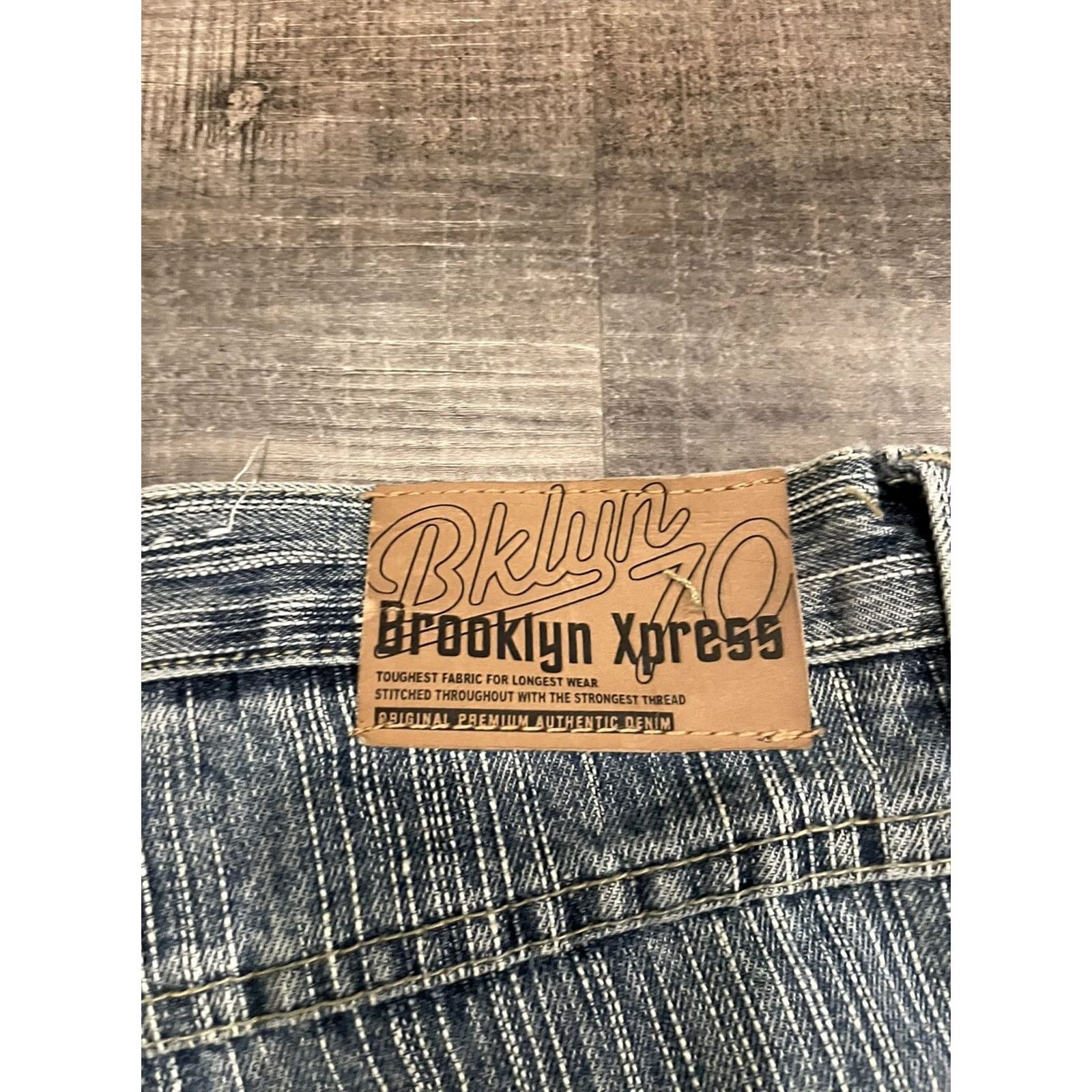Express VINTAGE Brooklyn Xpress Light Wash Shorts Jorts 40 Men Regular 40 Inseam 13 Grunge Hip Hop 90s Workwear Casual Travel Size US 40 / EU 56 - 2 Thumbnail