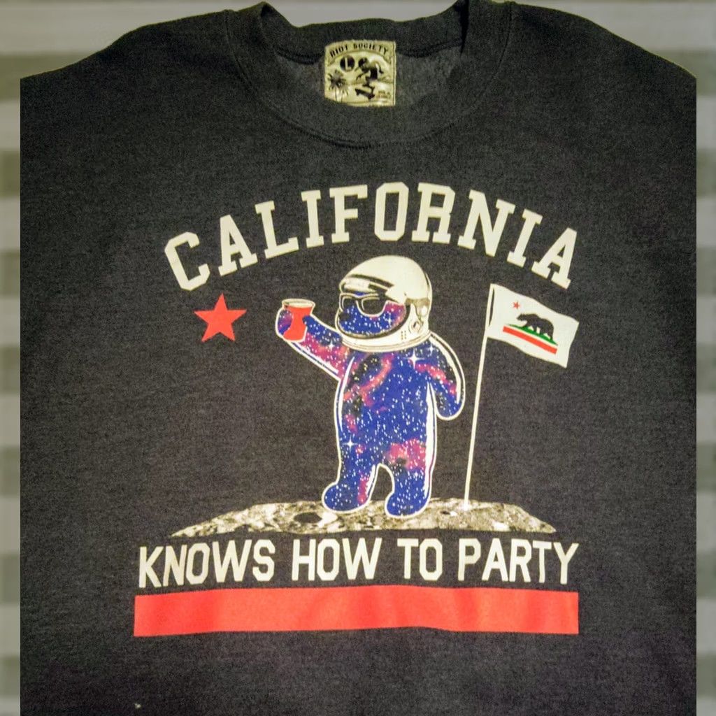 Vintage Riot Society California Republic Sweater Shirt Mens L Charcoal Graphic Print Outdoor 90s Vintage: No Size US L / EU 52-54 / 3 - 1 Thumbnail