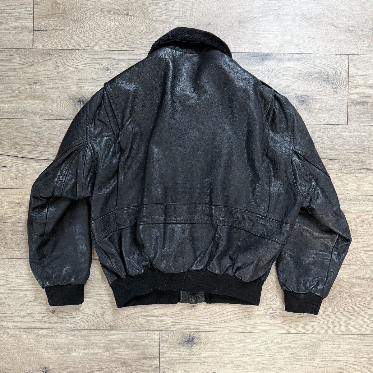 Leather Vintage Leather Jacket Style Pilot Y2K 90s USA Size US M / EU 48-50 / 2 - 6 Thumbnail