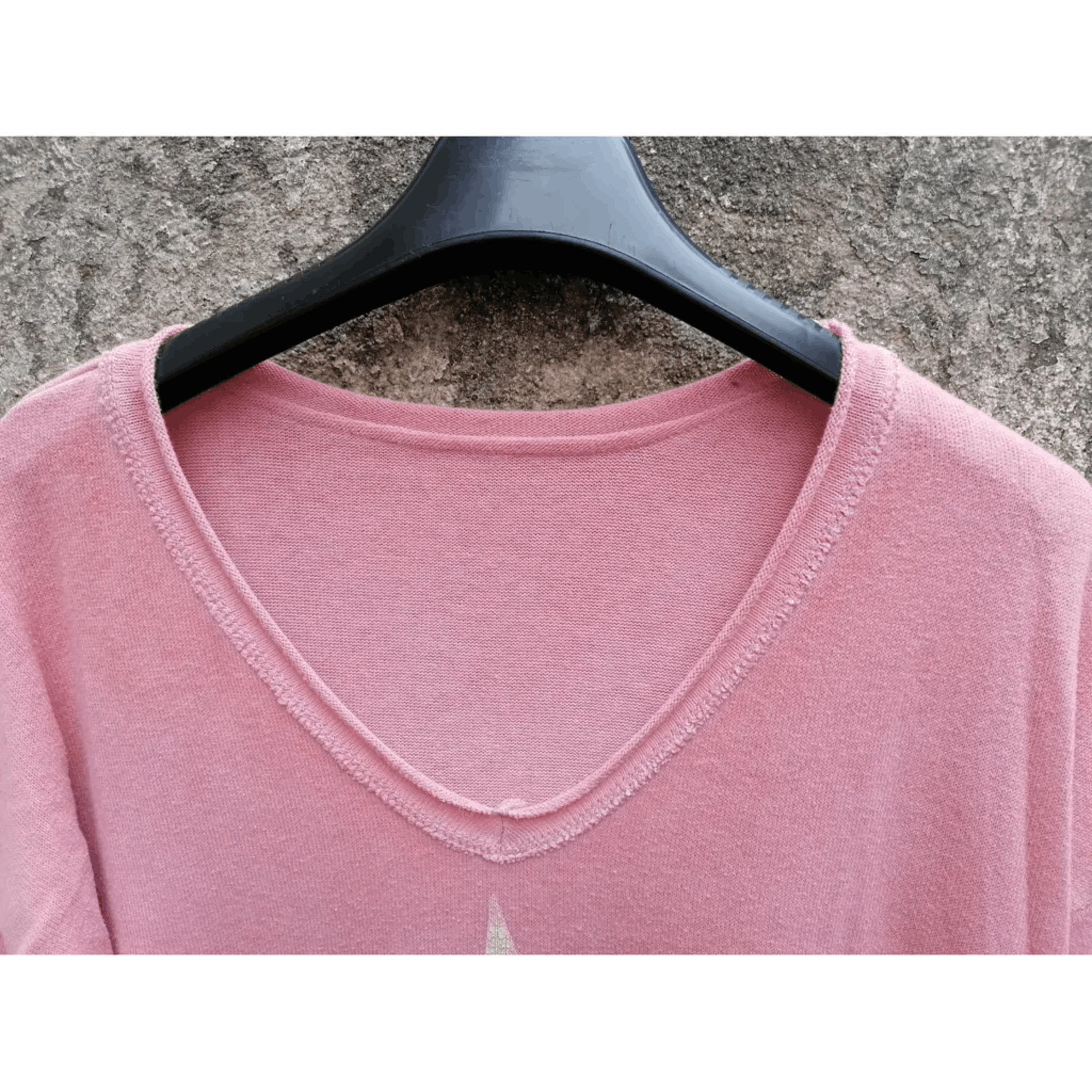 Other Pink Pineapple Graphic V-Neck Long Sleeve Top Size M / US 6-8 / IT 42-44 - 4 Thumbnail