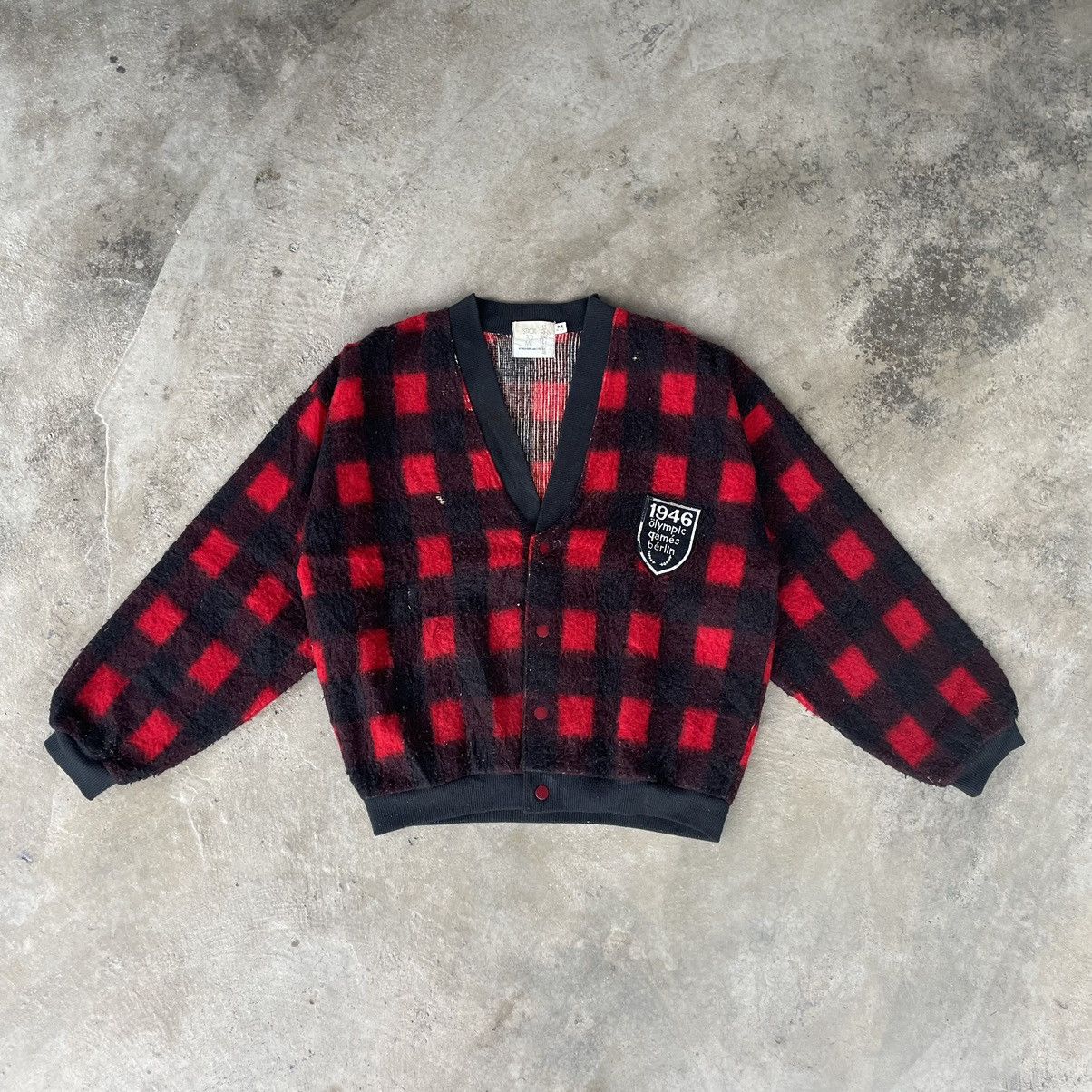 Japanese Brand 🔥🔥🇯🇵Stick To Me Olympic Berlin Red Tartan Crop Cardigans Size US M / EU 48-50 / 2 - 1 Thumbnail