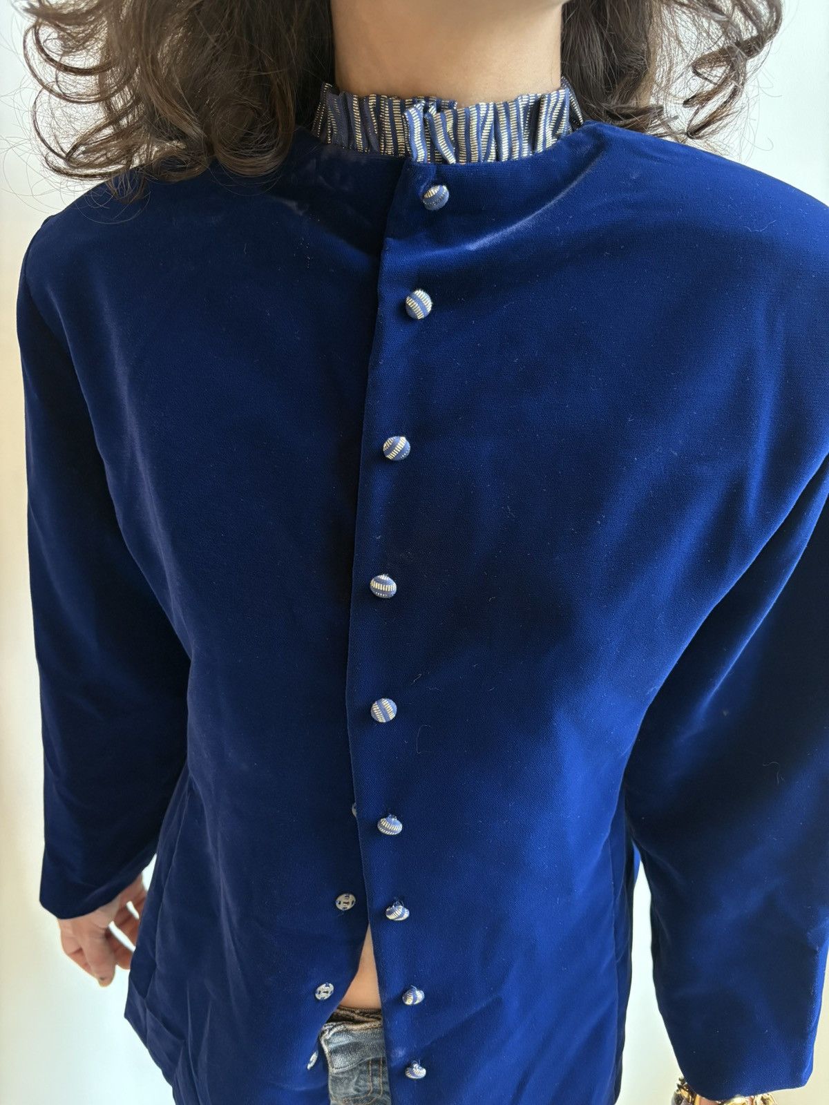 Vintage 80’s velvet blazer Size M / US 6-8 / IT 42-44 - 2 Thumbnail