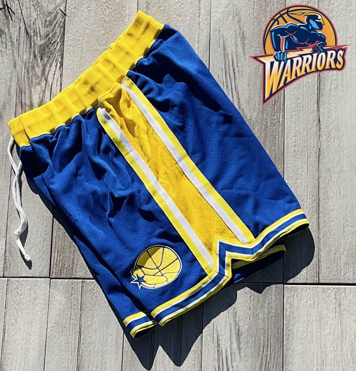 Mitchell & Ness Mitchell & Ness Warriors large Authentic Away Shorts 96-96 Size US 34 / EU 50 - 1 Thumbnail