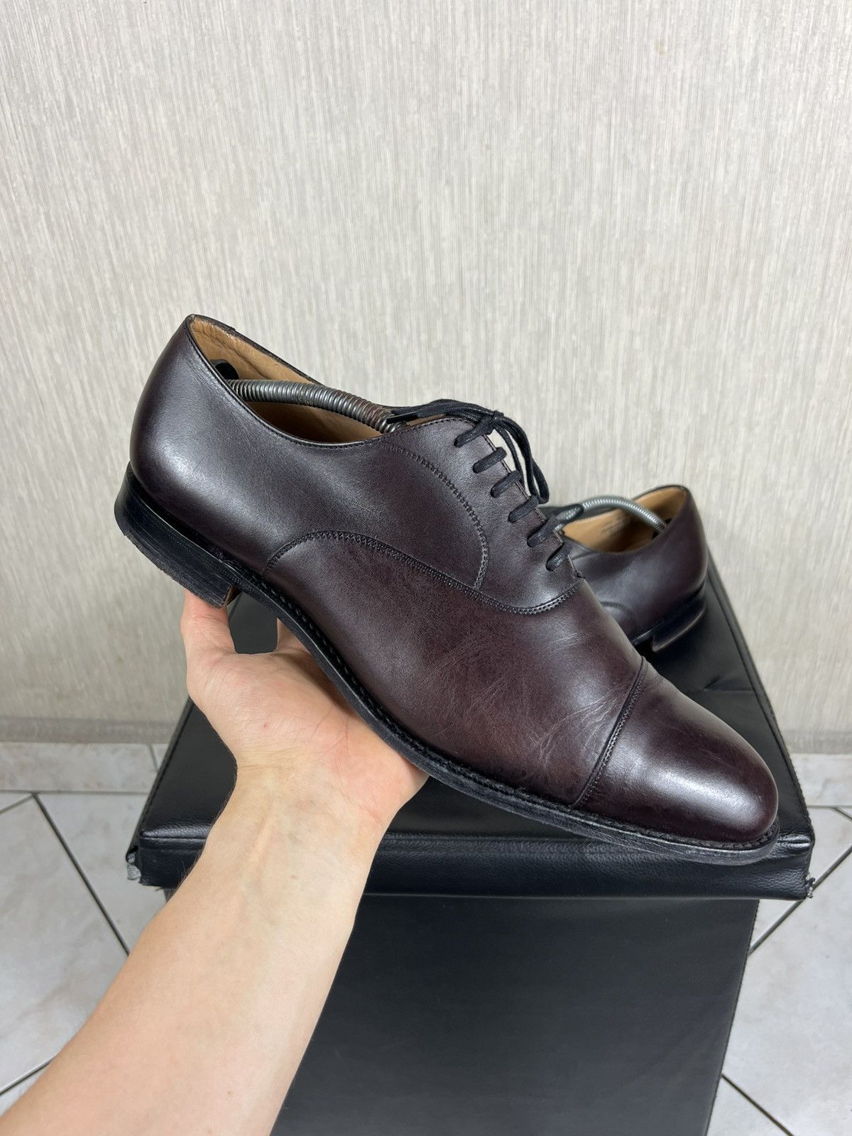Church's Church’s Kentford classic leather shoes burgundy shade Size US 10 / EU 43 - 1 Thumbnail