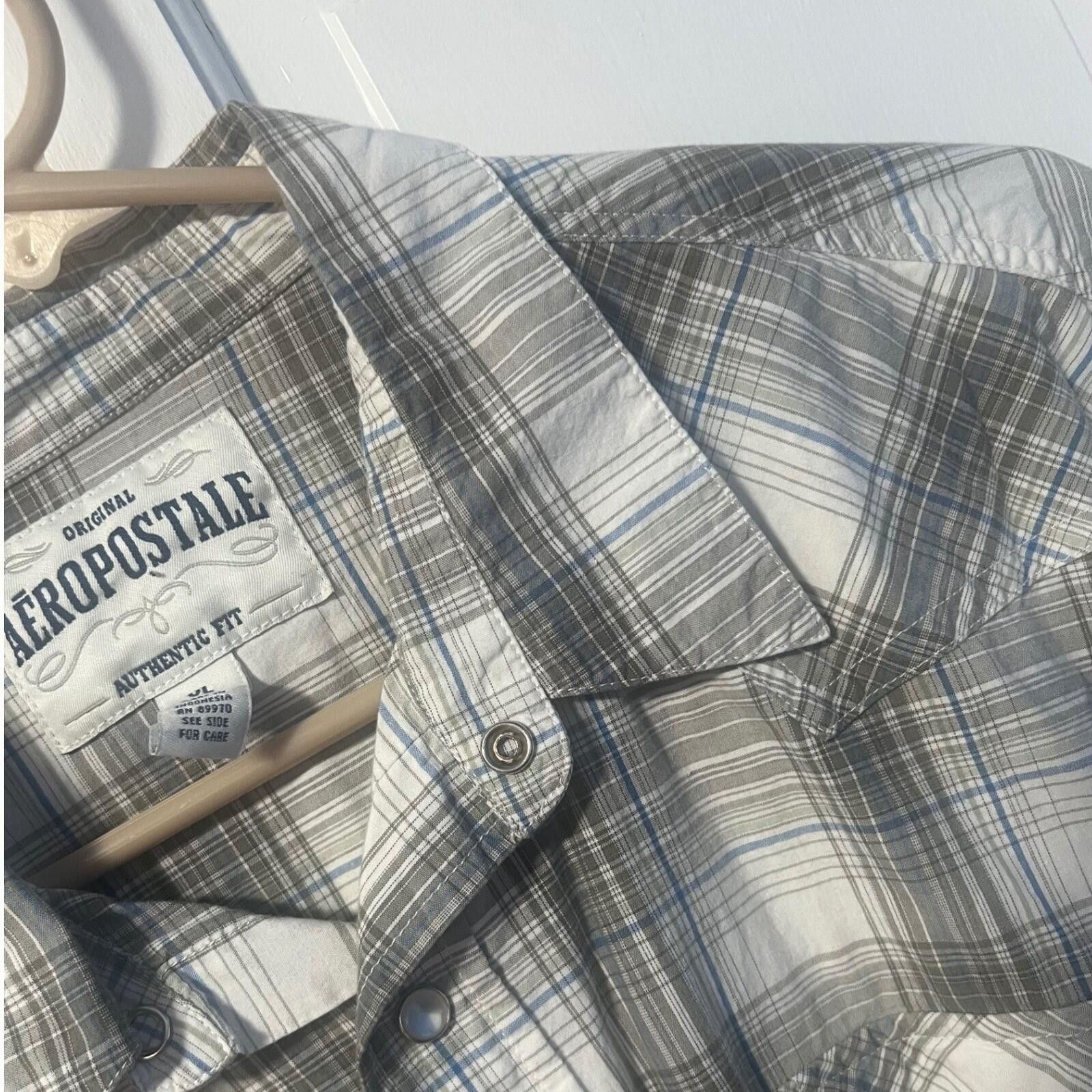 Aeropostale Aeropostale Western Shirt Mens XL Grey Plaid Pearl Snap Size US XL / EU 56 / 4 - 1 Thumbnail