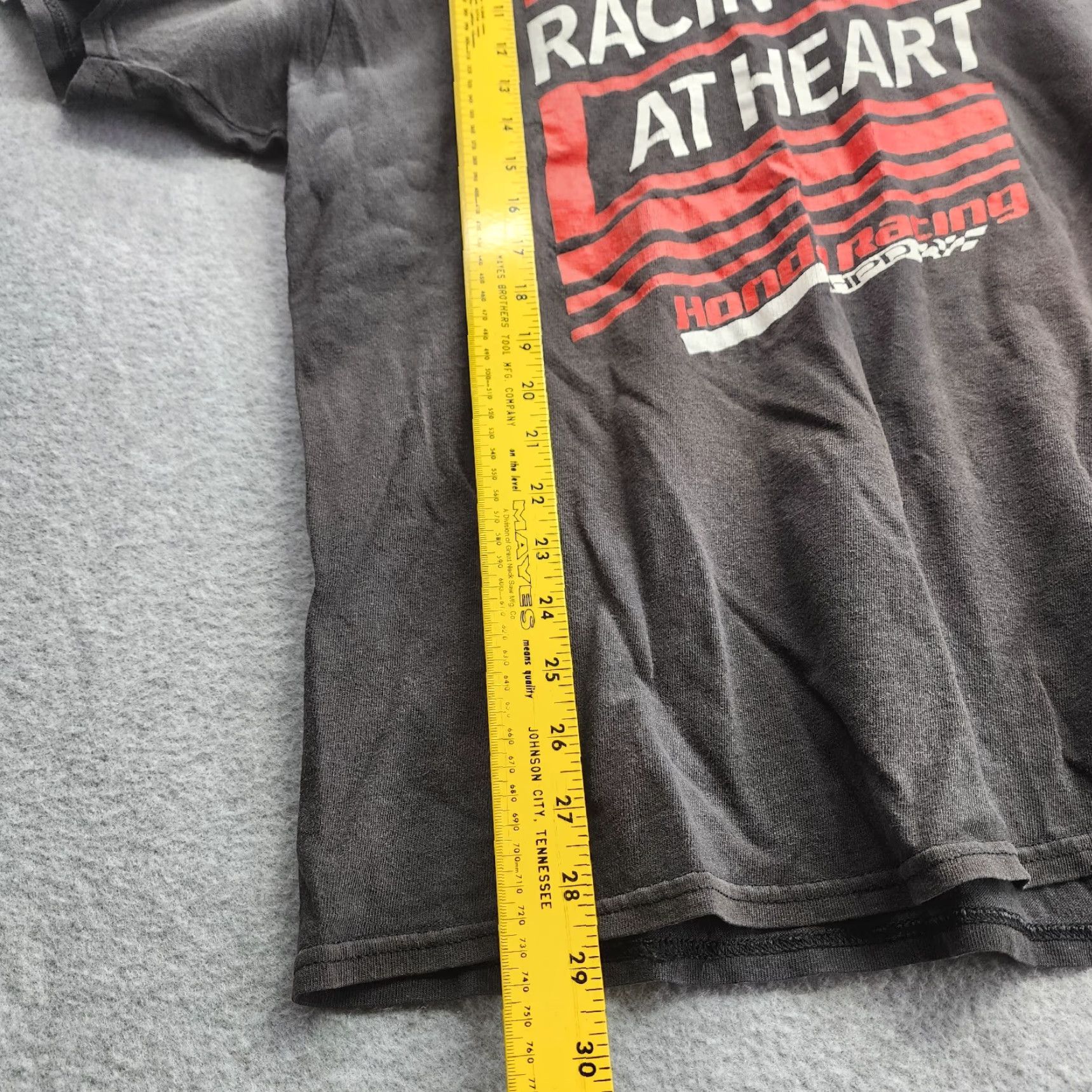 Honda **At Heart Shirt Honda Racing HPD Large Distressed Black** User: **Racing At Heart Honda HPD Large Black Distressed** Size US L / EU 52-54 / 3 - 7 Thumbnail