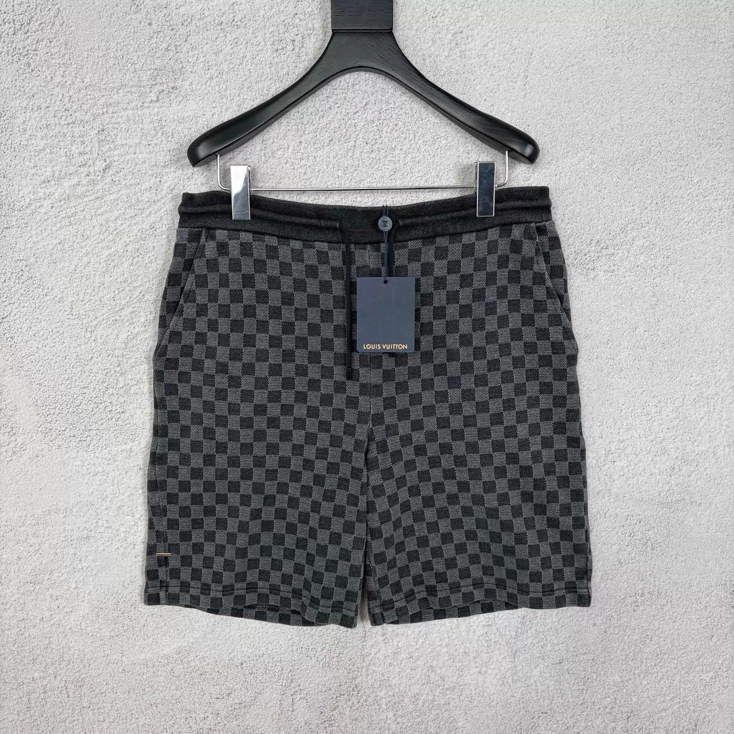 Louis Vuitton Gray Checkered Casual Shorts Size 34 Size US 34 / EU 50 - 1 Thumbnail
