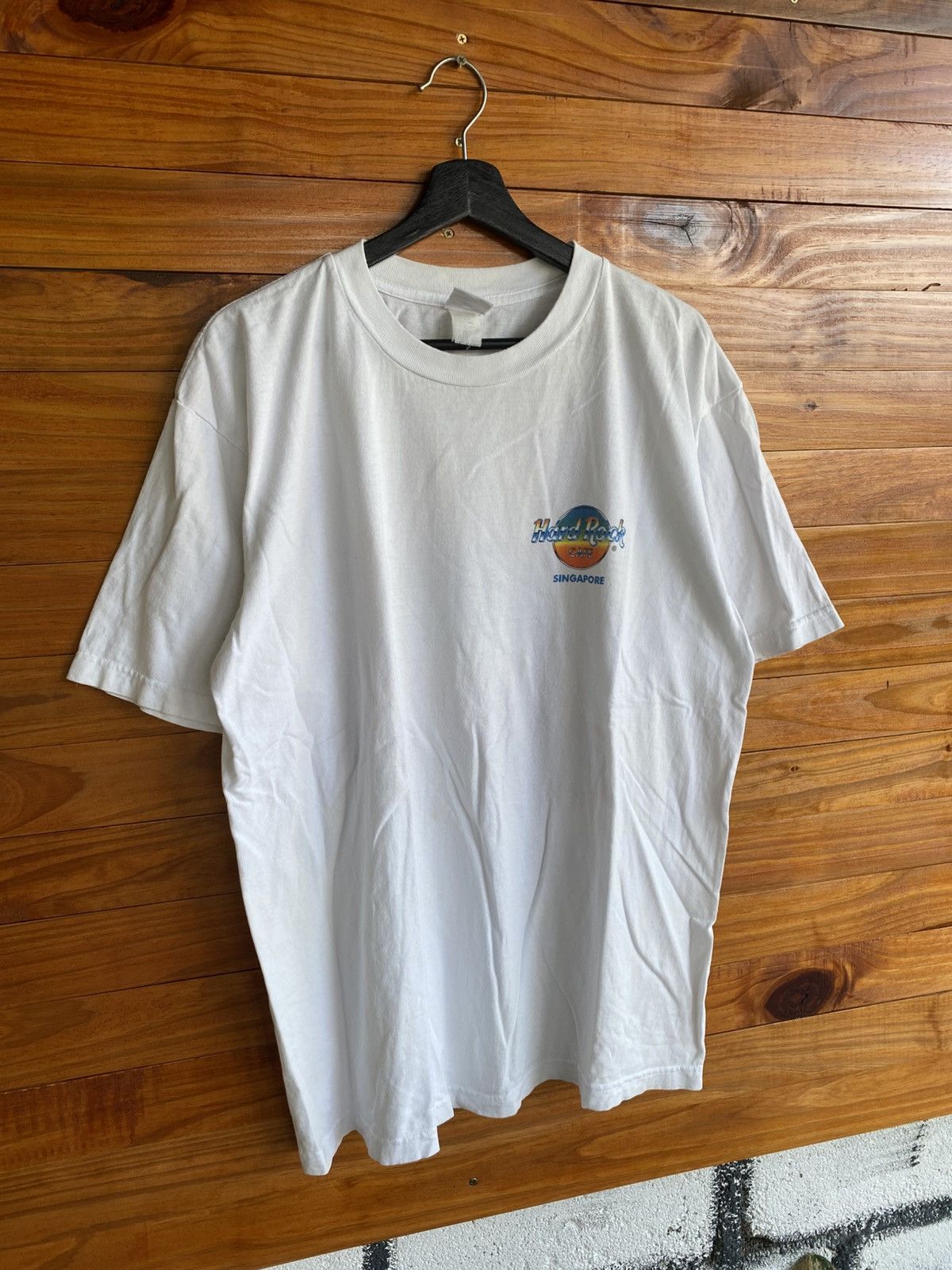 Hard Rock Cafe Vintage 90s Hard Rock Cafe Singapore T-Shirt White Flame Car Size US L / EU 52-54 / 3 - 9 Thumbnail
