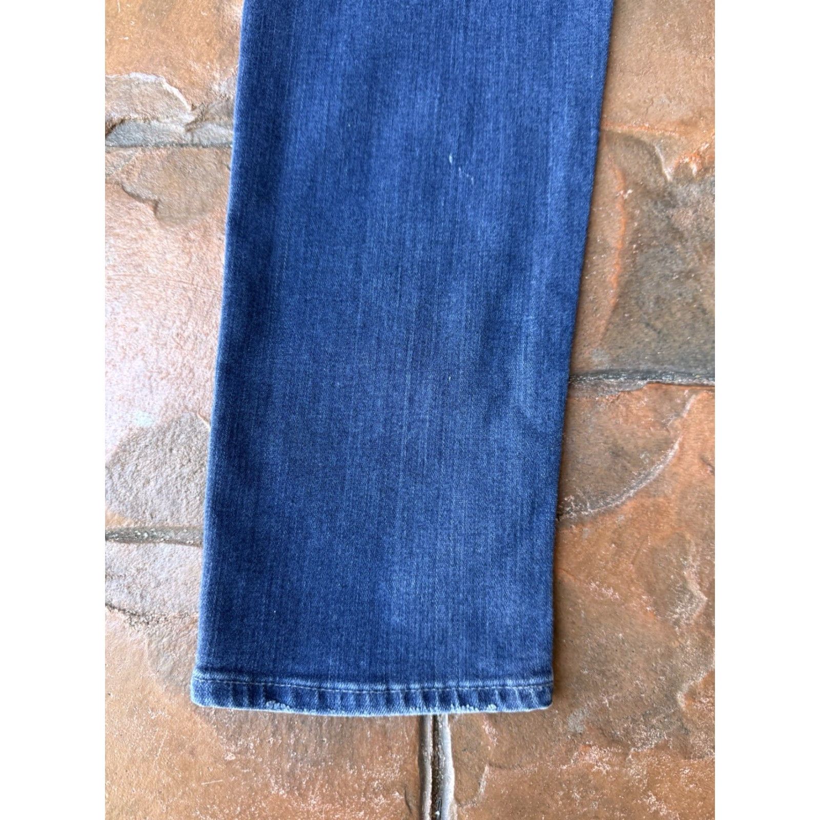 Vintage AG Adriano Goldschmied High Rise The Farrah Skinny Crop Jeans Women’s 31R Washed Blue Crop Skinny Jeans Women’s 31R AG Farrah Size 24" / US 00 / IT 34 - 6 Thumbnail