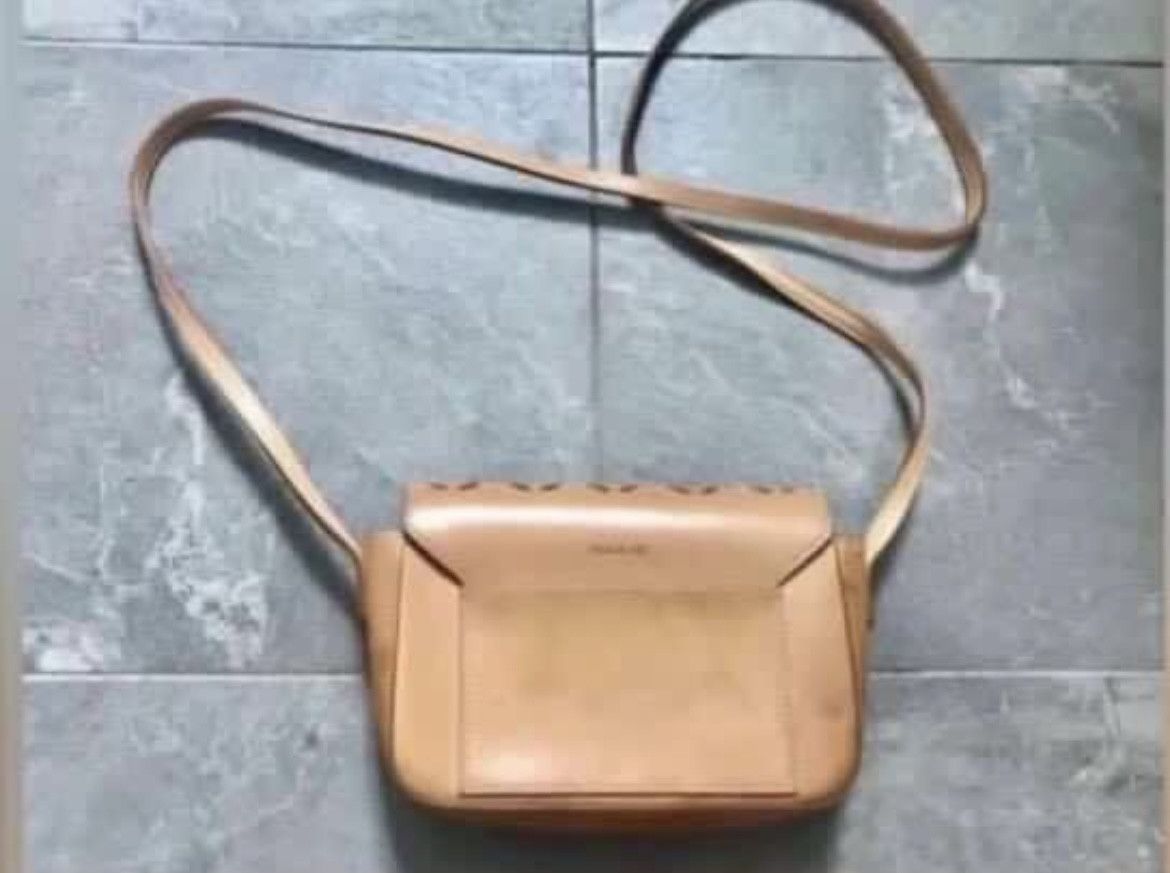 Paul & Joe Paul and Joe Paris Natural Tan Leather Sling Bag Size ONE SIZE - 9 Thumbnail