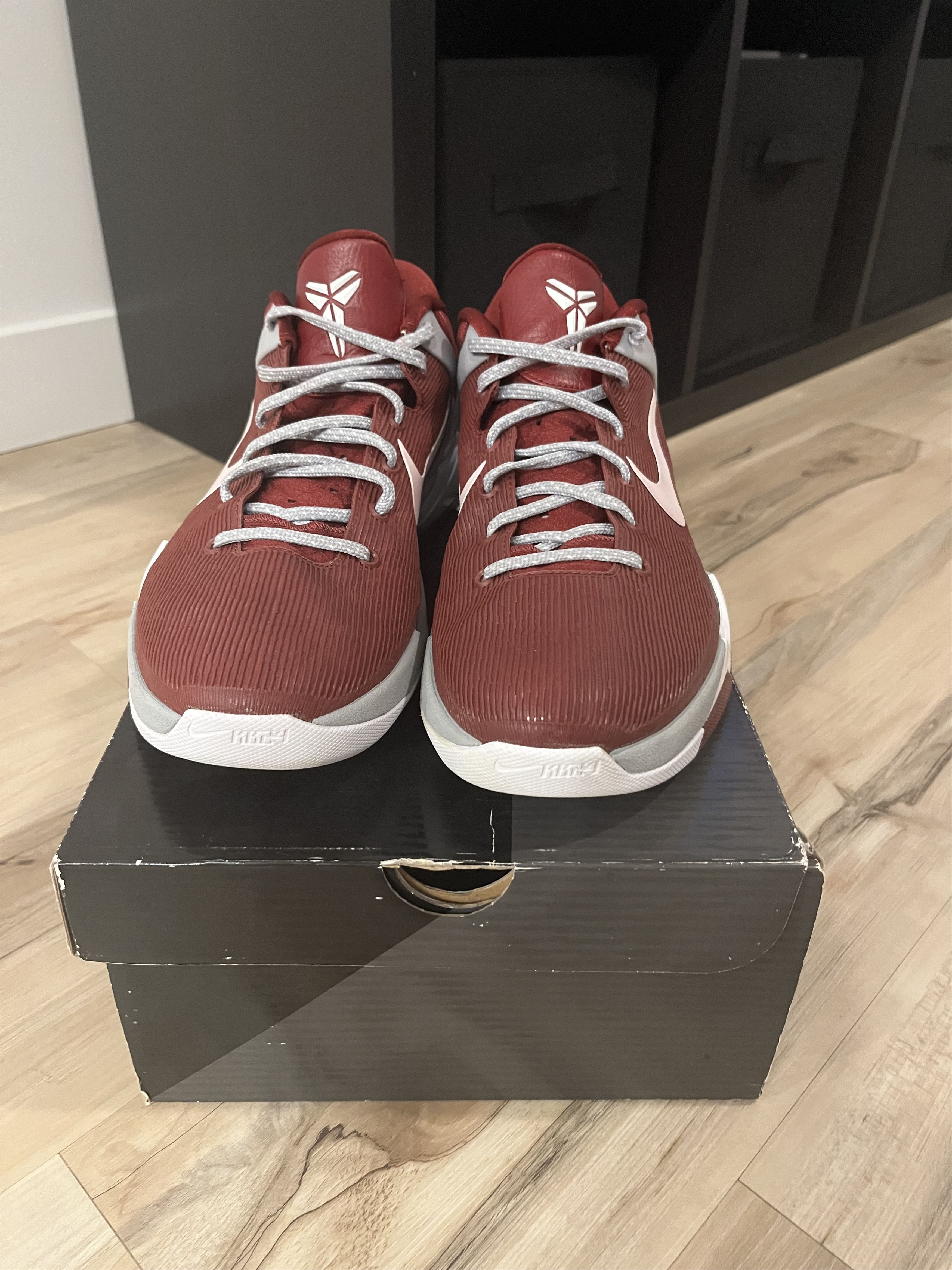 Nike Nike Kobe 7 Lower Merion Aces Size US 11.5 / EU 44-45 - 3 Thumbnail