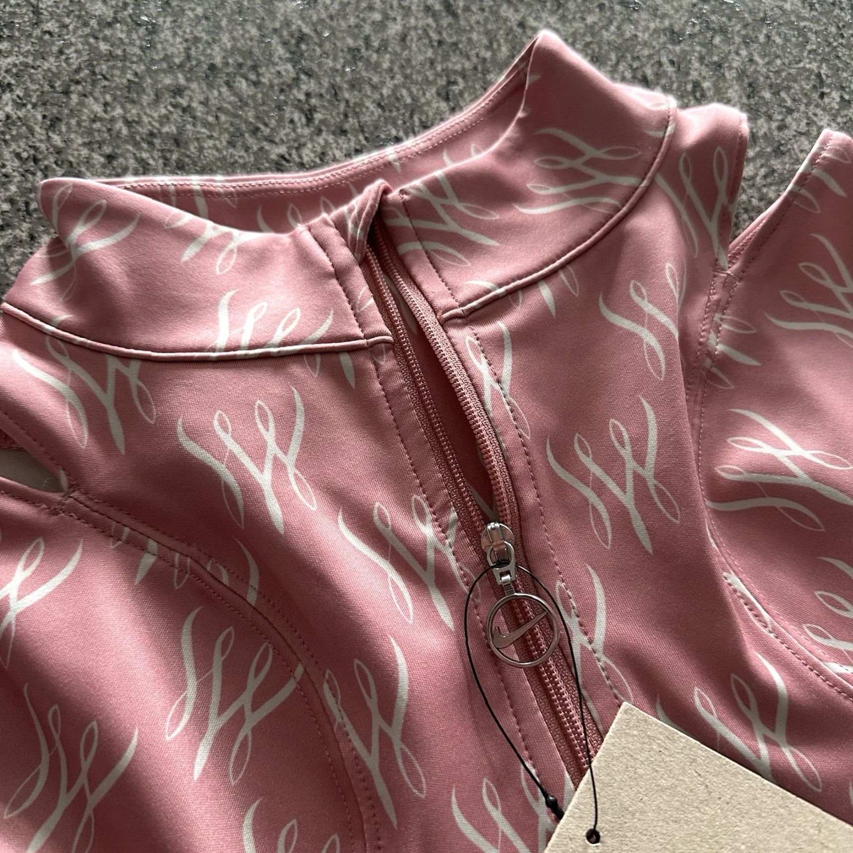 Nike Nike Serena Williams Design Crew Long Sleeve Bodysuit Womens XS Pink 196974818281 Activewear Designer Bodysuit Womens XS Pink Nike Shirts Size XS / US 0-2 / IT 36-38 - 2 Thumbnail