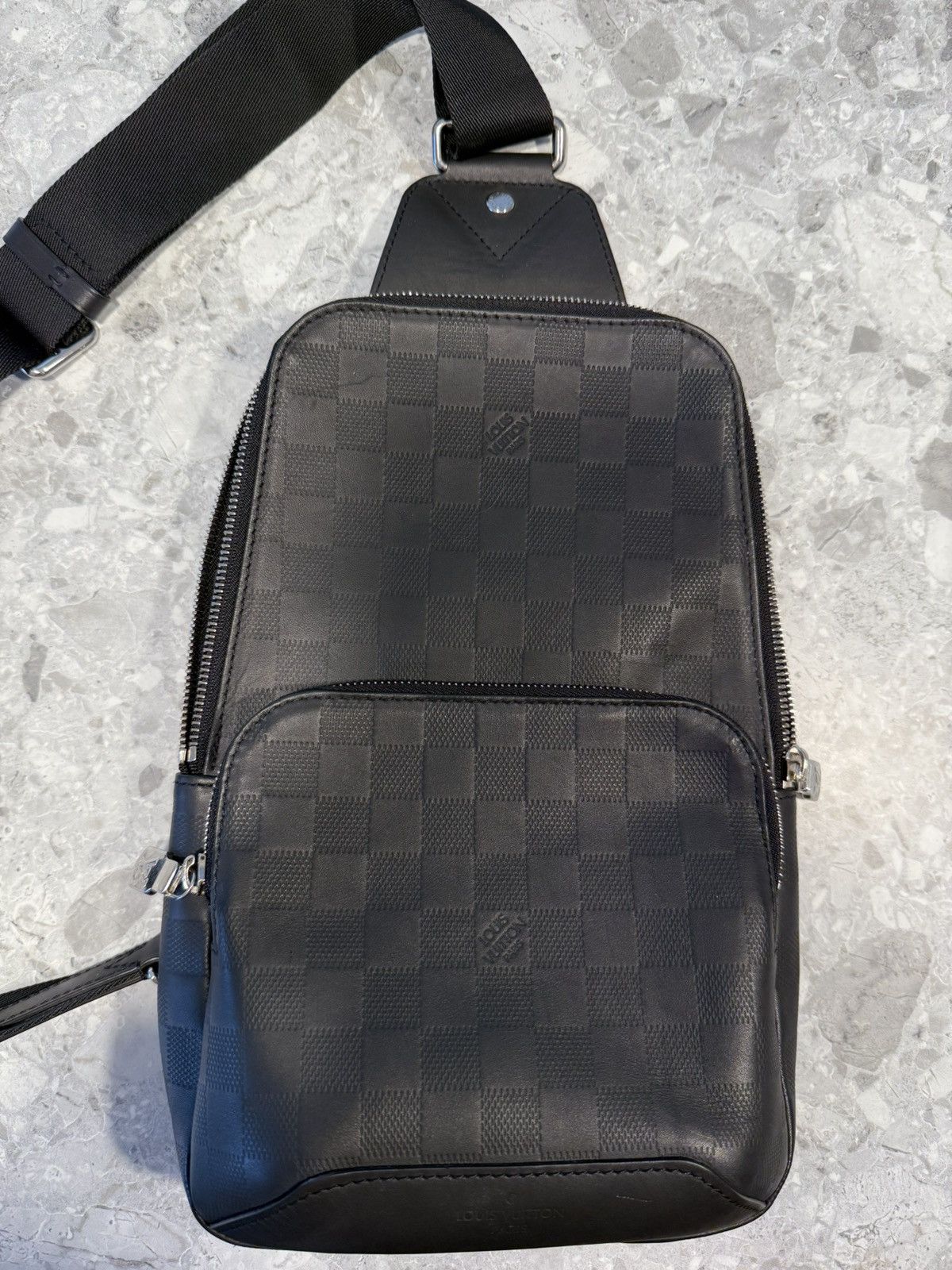Louis Vuitton Louis Vuitton Avenue Slingbag Size ONE SIZE - 1 Thumbnail