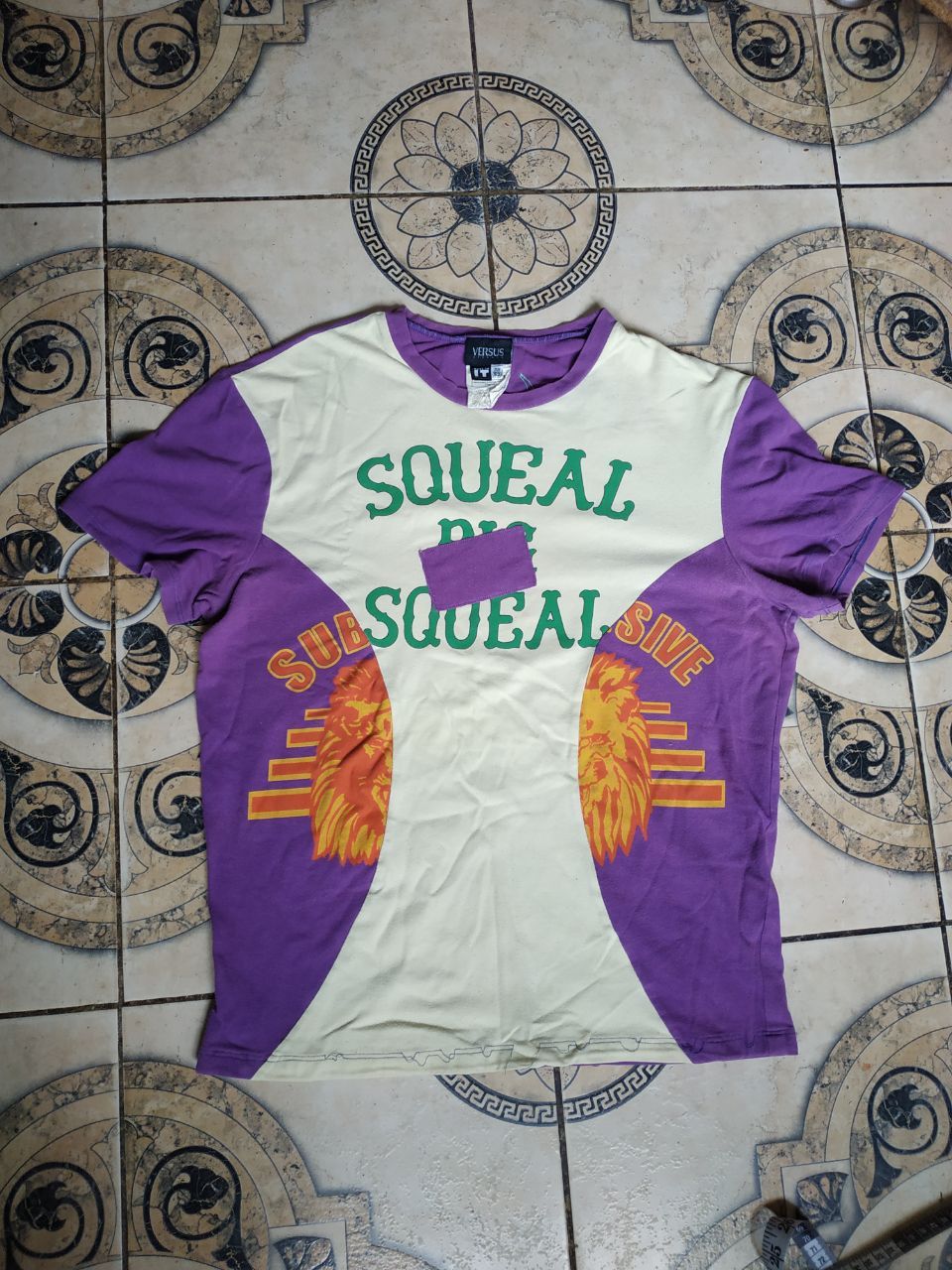 Versus Versace Vintage Versus Versace Lions Graphic Ittierre Made in Italy Size US L / EU 52-54 / 3 - 1 Thumbnail