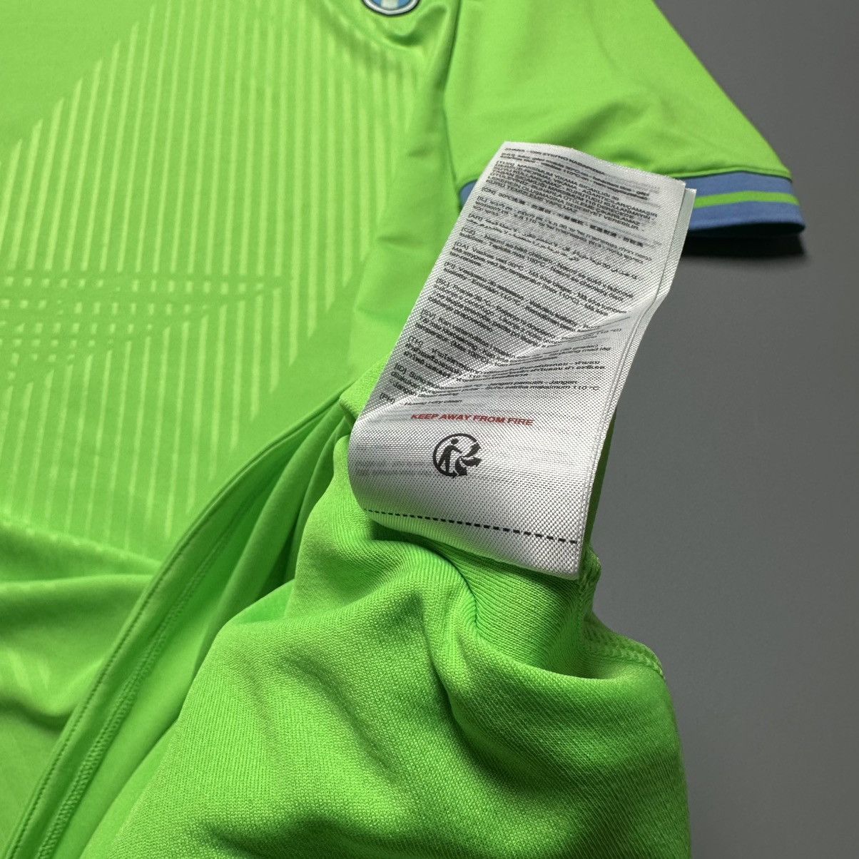 Macron LAZIO MACRON 2020/2021 FOOTBALL AWAY JERSEY #17 IMMOBILE Size US XL / EU 56 / 4 - 14 Thumbnail