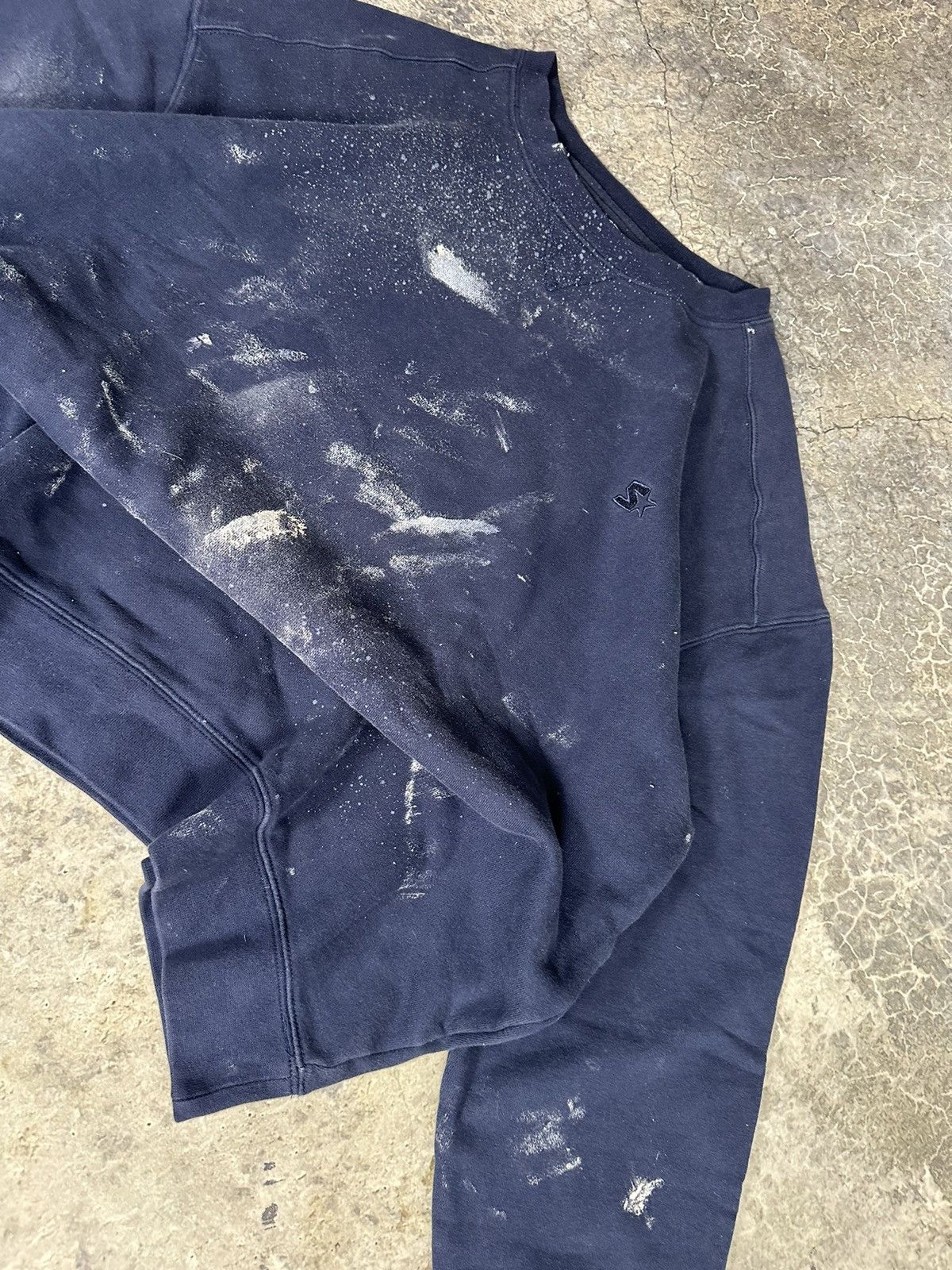 Vintage Vintage Thrashed Painter Crewneck Size US L / EU 52-54 / 3 - 4 Thumbnail