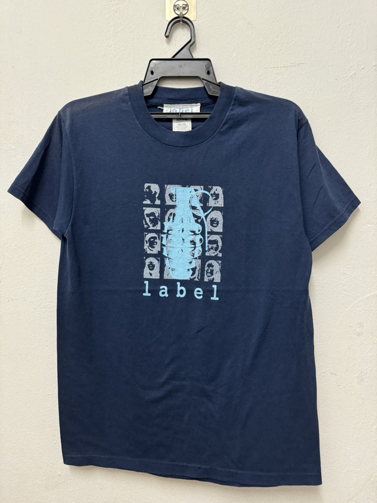 Vintage Vintage 90’s Label Streetwear Tee Size US M / EU 48-50 / 2 - 1 Thumbnail