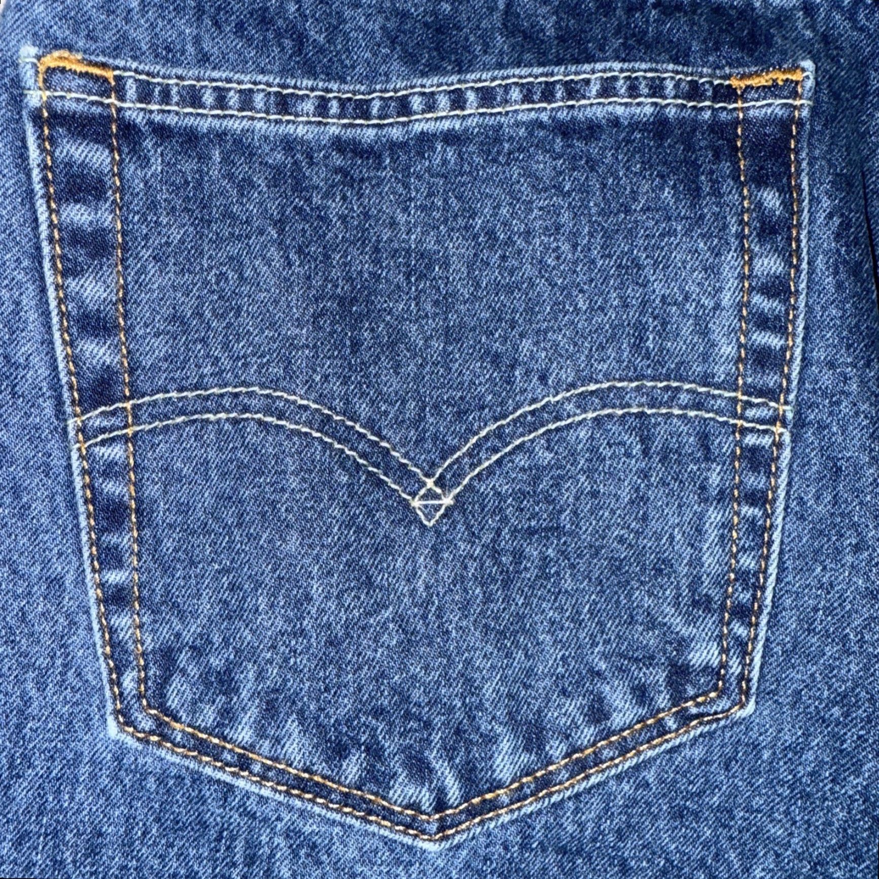 Levi's VINTAGE Levi's 505 Jeans Men 38X30 Blue Denim Cotton High Rise 5-Pocket Regular Style City USA Size US 38 / EU 54 - 5 Thumbnail