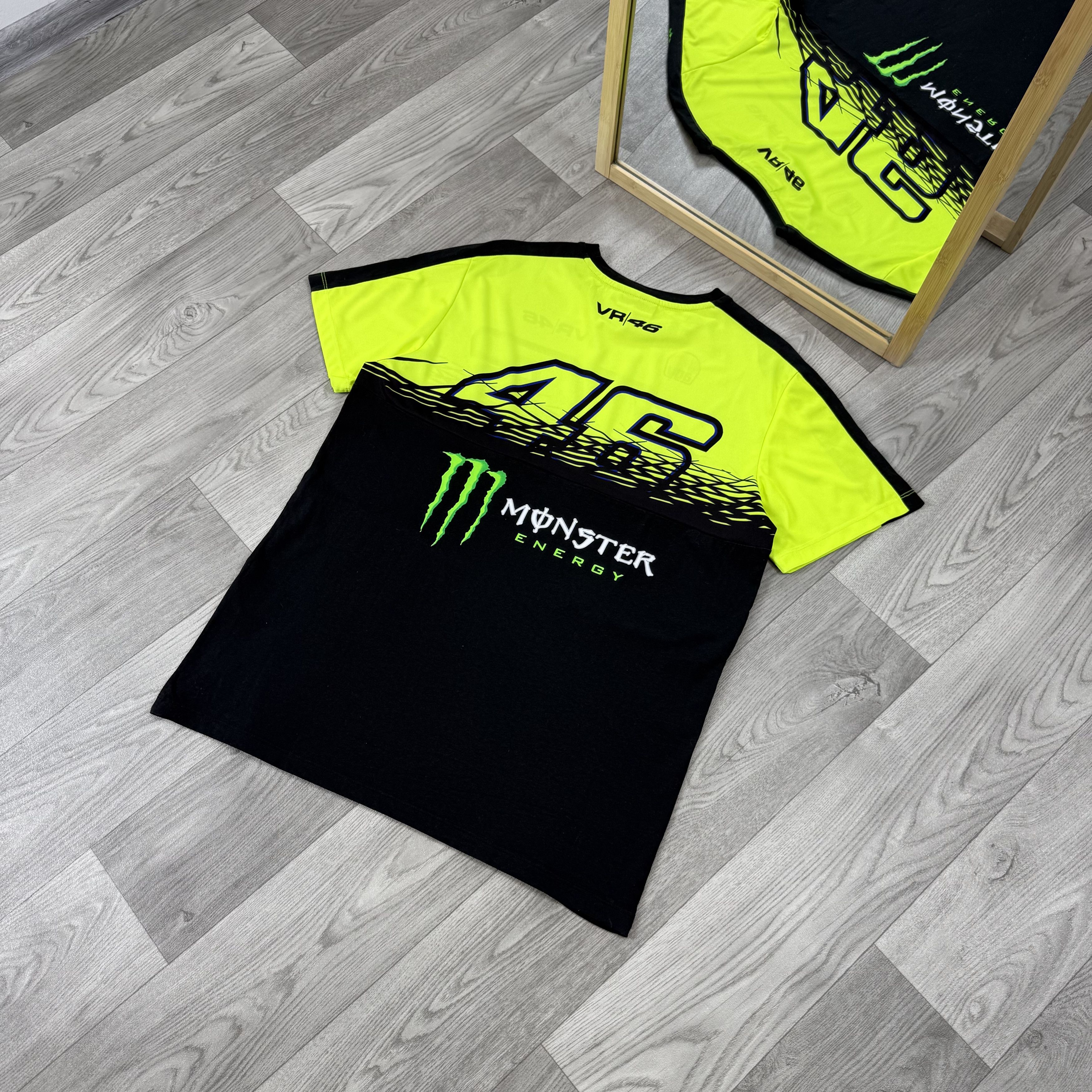 Vintage Vintage Valentino Rossi 46 Monster Energy Graphic Tee Shirt Size US L / EU 52-54 / 3 - 6 Thumbnail