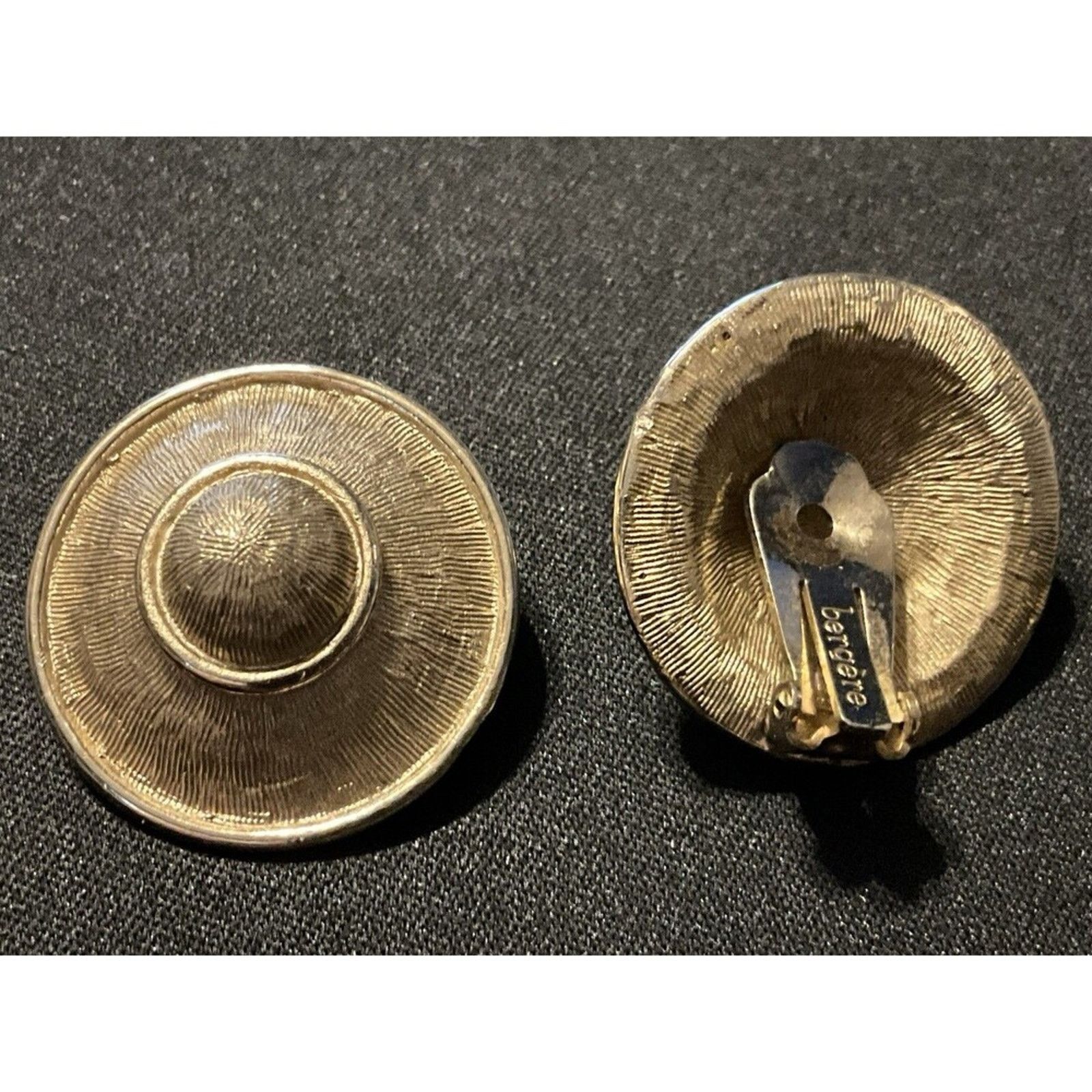 Other Berger Vintage Textured Button Clip On Earrings Size ONE SIZE - 5 Thumbnail