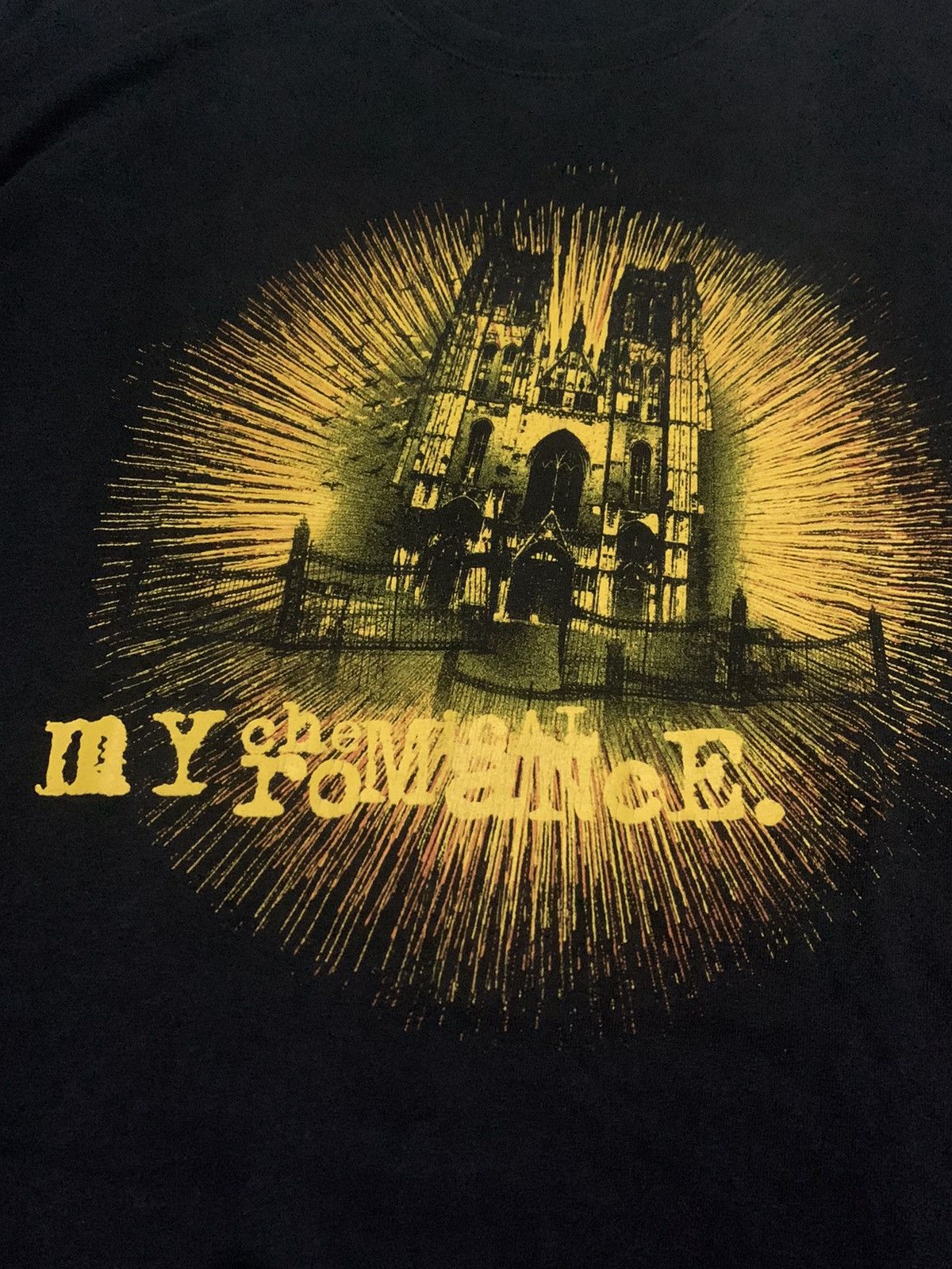 Band Tees Vintage 00s My Chemical Romance Tee Size US L / EU 52-54 / 3 - 3 Thumbnail