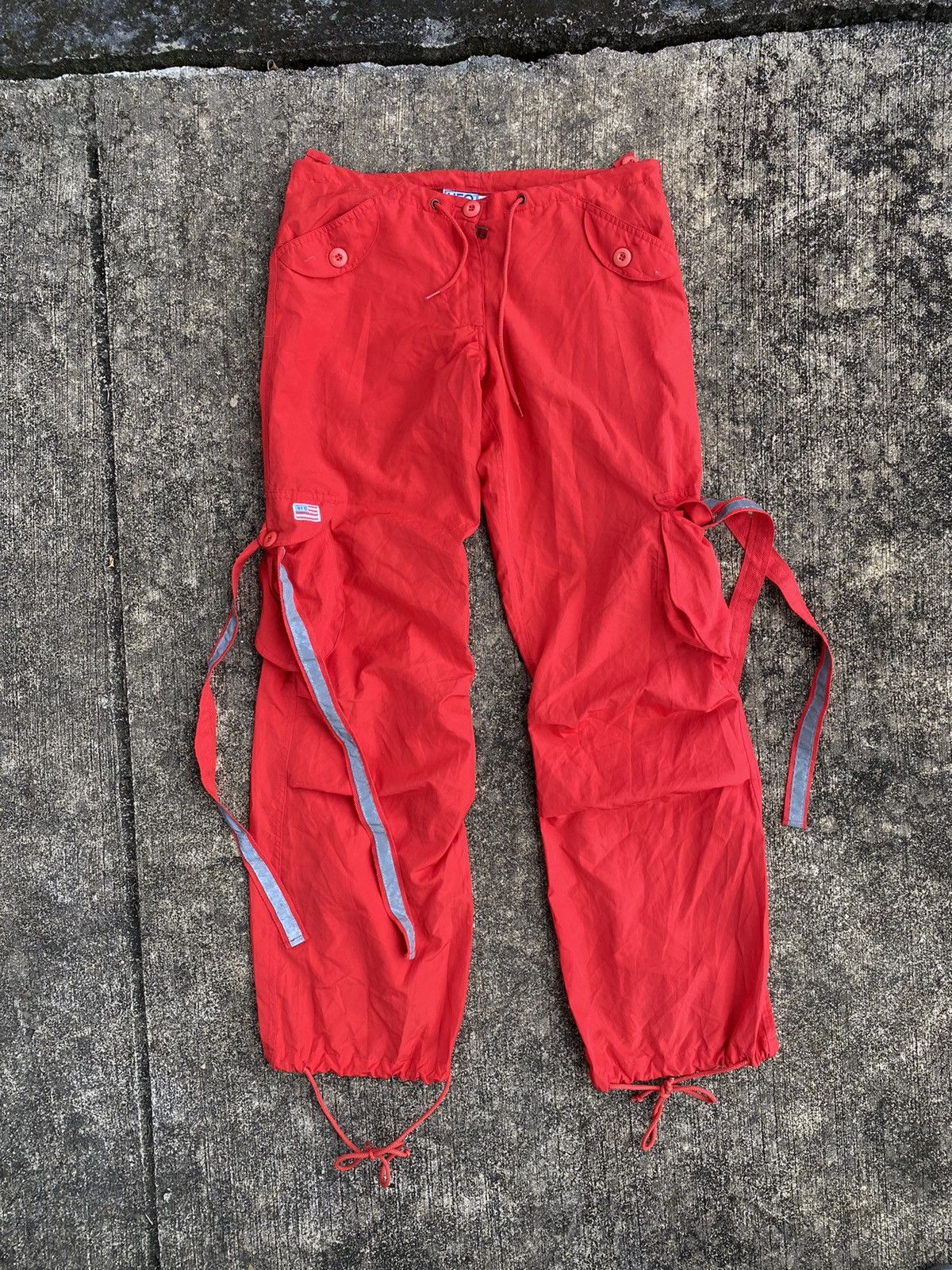 Japanese Brand 2000s Vintage UFO Red Cargo Pants -Nylon Poly Multi Pocket Size US 31 - 1 Thumbnail