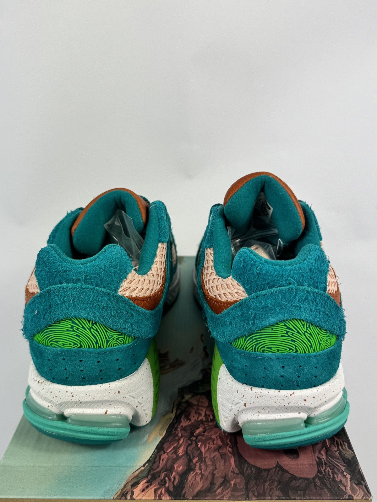 New Balance NEW BALANCE 2002R x SALEHE BEMBURY WATER BE THE GUIDE Size US 7.5 / EU 40-41 - 4 Thumbnail