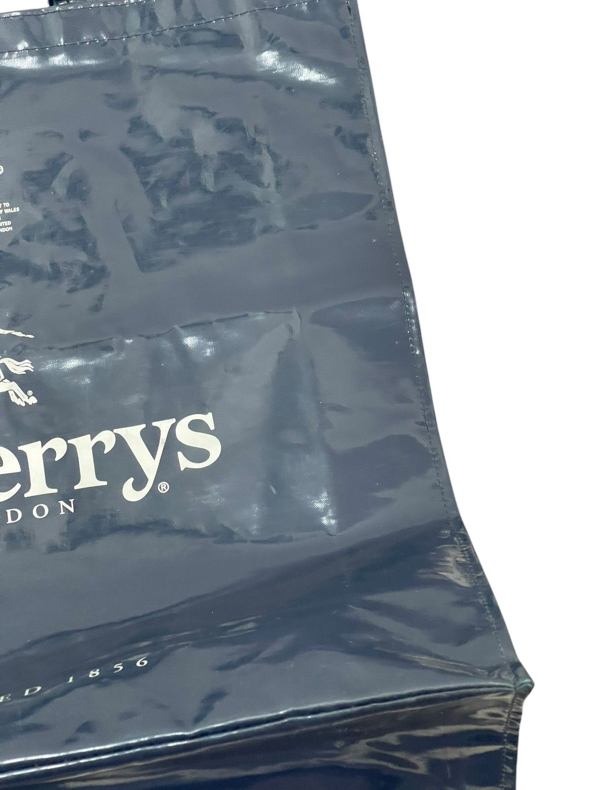 Burberry Limited Weatherproof Burberry’s Vintage Tote Bag 1🟩2 Size ONE SIZE - 9 Thumbnail