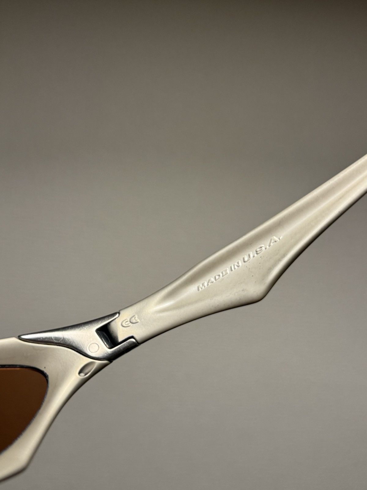 Oakley OAKLEY SCAR PLATINUM SUNGLASSES Size ONE SIZE - 8 Thumbnail