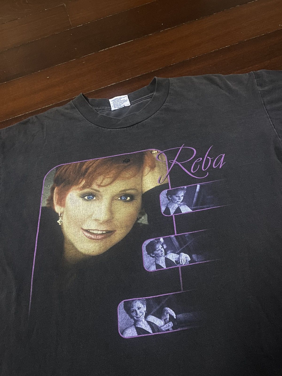 Band Tees FIRE 🔥 VINTAGE 90s REBA MCENTIRE TOUR 1999 COUNTRY SINGER Size US L / EU 52-54 / 3 - 1 Thumbnail
