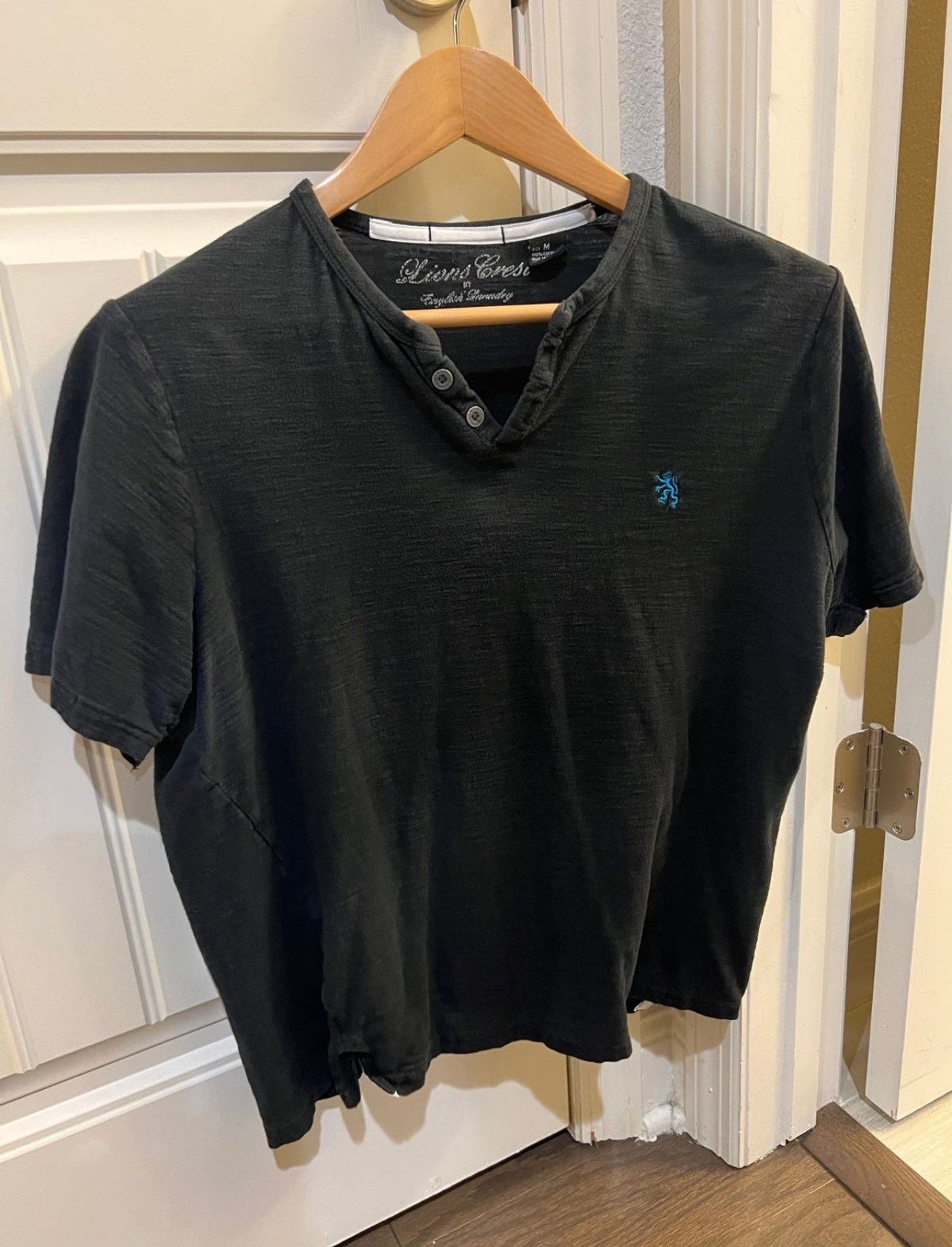 Other Lions Crest by English Laundry Black Henley Shirt Size US M / EU 48-50 / 2 - 2 Thumbnail