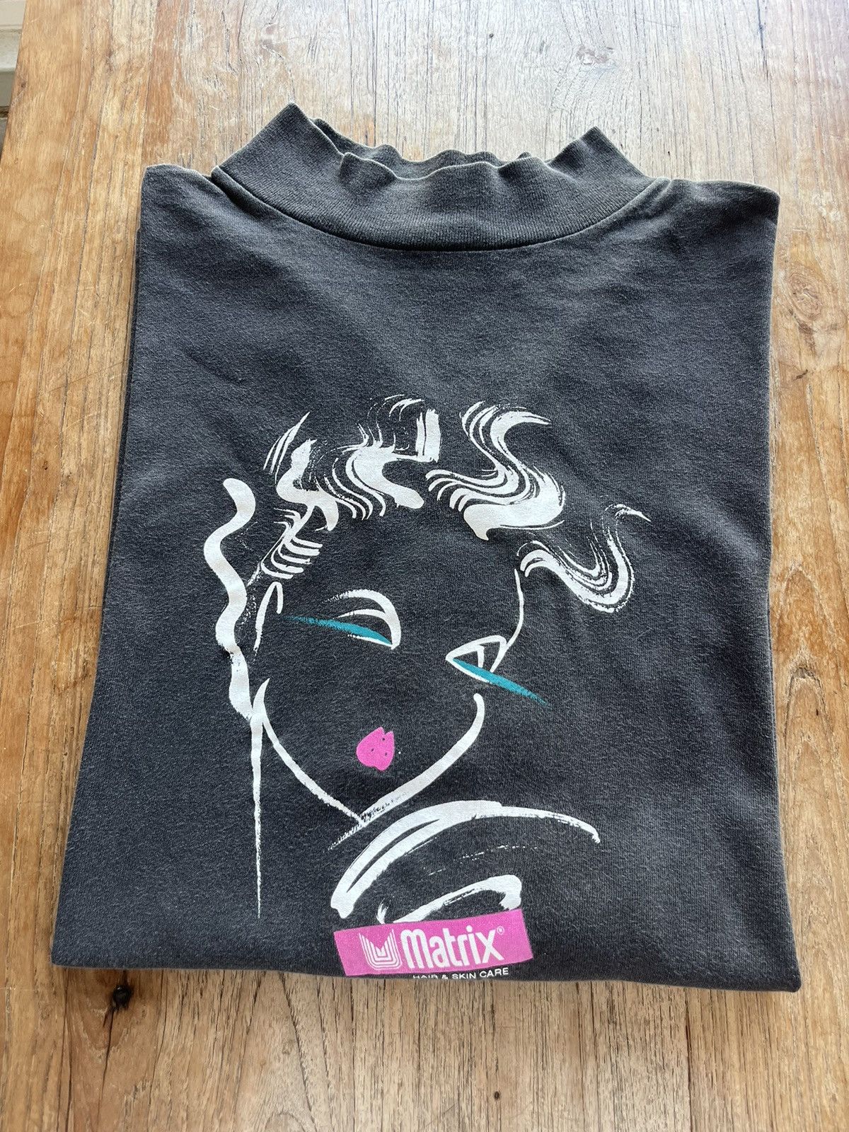 Vintage Vintage Matrix Hair & Skin Care Art design 90’s Tshirt Size US XL / EU 56 / 4 - 1 Thumbnail
