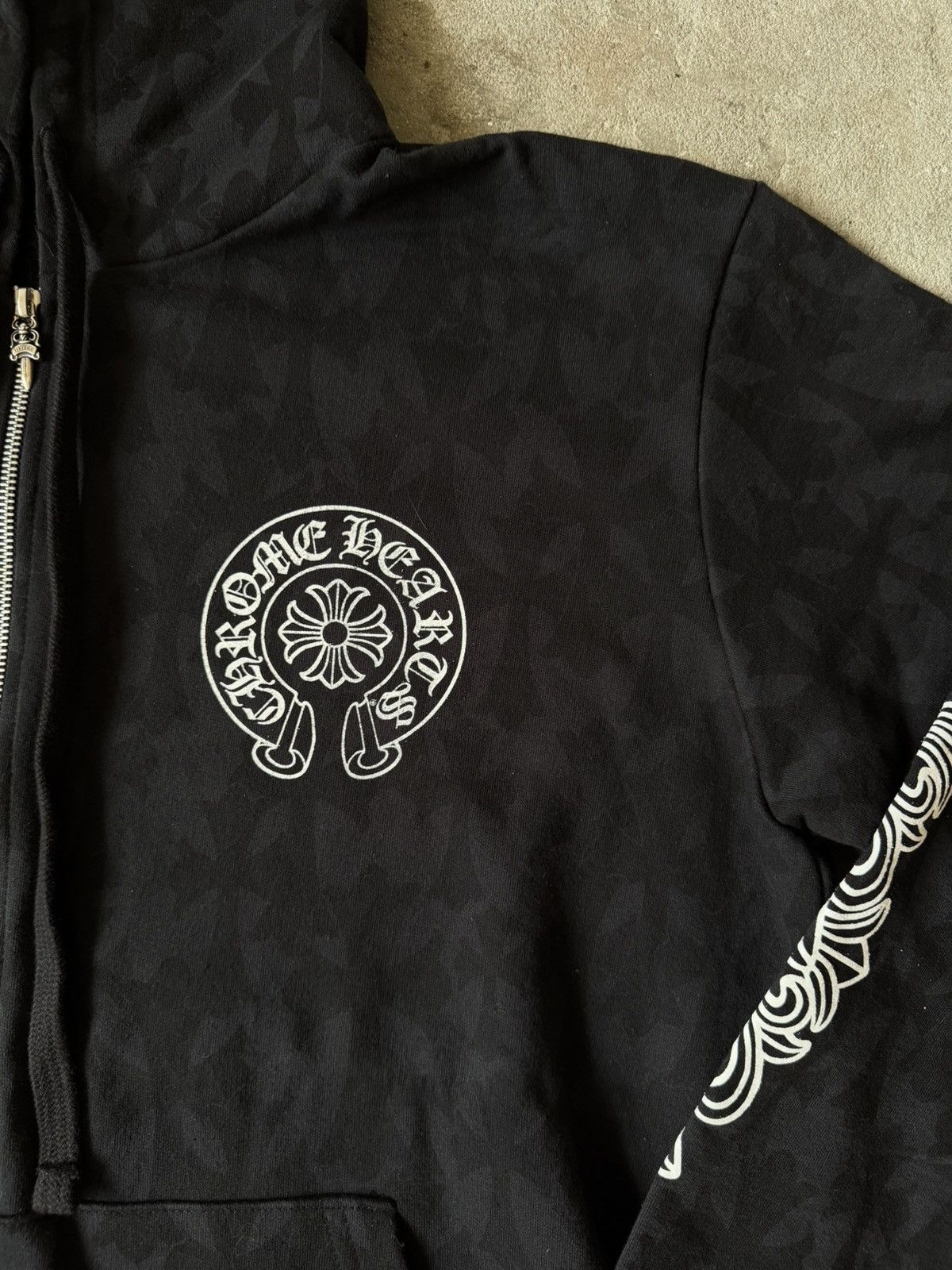 Chrome Hearts Chrome Hearts Cemetery Cross Print Zip Up Hoodie Black Size US L / EU 52-54 / 3 - 5 Thumbnail
