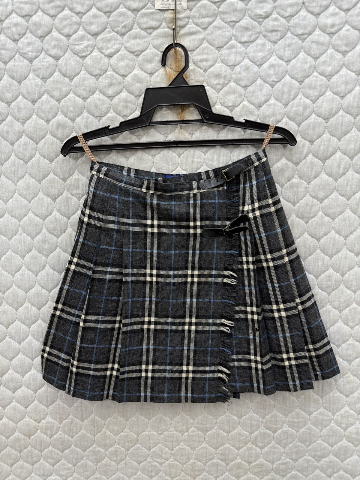 Burberry 🔥🔥🔥STEALS ARCHIVE BURBERRY PLEATED WRAP SKIRTS Size 26" / US 2 / IT 38 - 1 Thumbnail