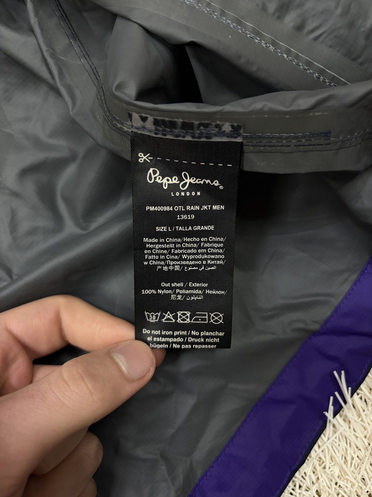 Pepe Jeans PEPE JEANS OTL RAIN JACKET MEN Red Bull Racing Infiniti F 1 Size US L / EU 52-54 / 3 - 8 Thumbnail