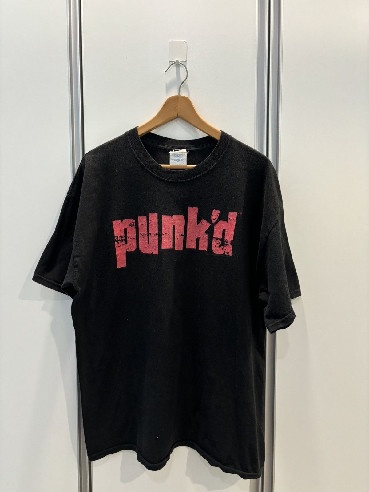 Mtv × Vintage Vintage 2003 MTV Punk’d Tshirt Size US XL / EU 56 / 4 - 2 Thumbnail