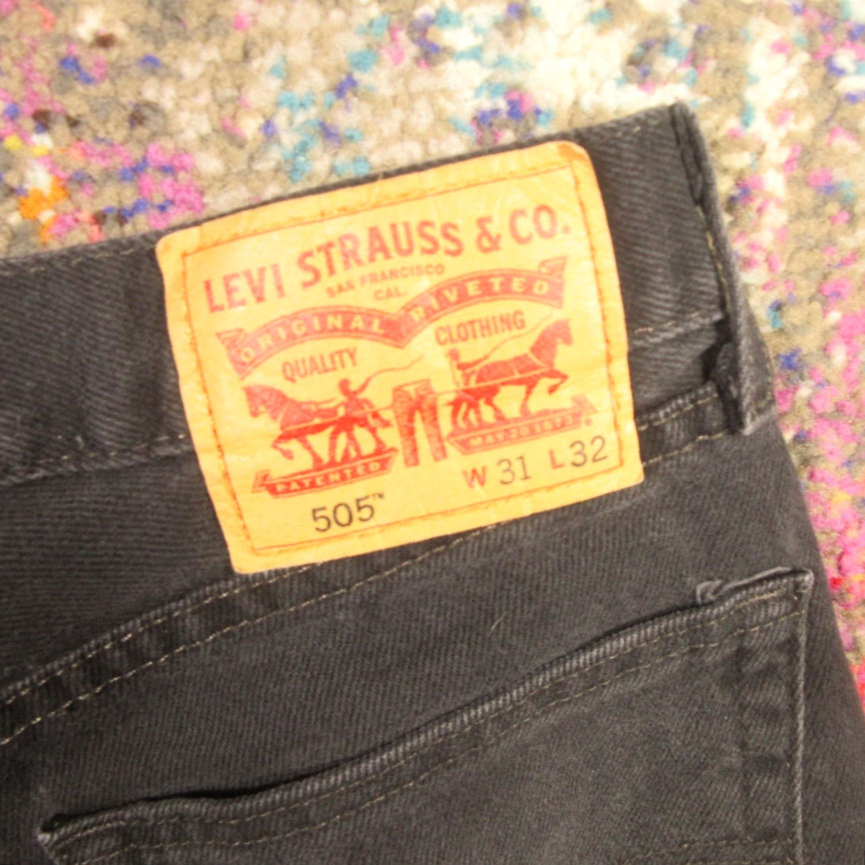 Levi's Levi's 505 Shorts Womens 31 Black Denim Cut Off Button Stretch Mid Rise 5-Pocket Jeans Shortss Size 24" / US 00 / IT 34 - 3 Thumbnail
