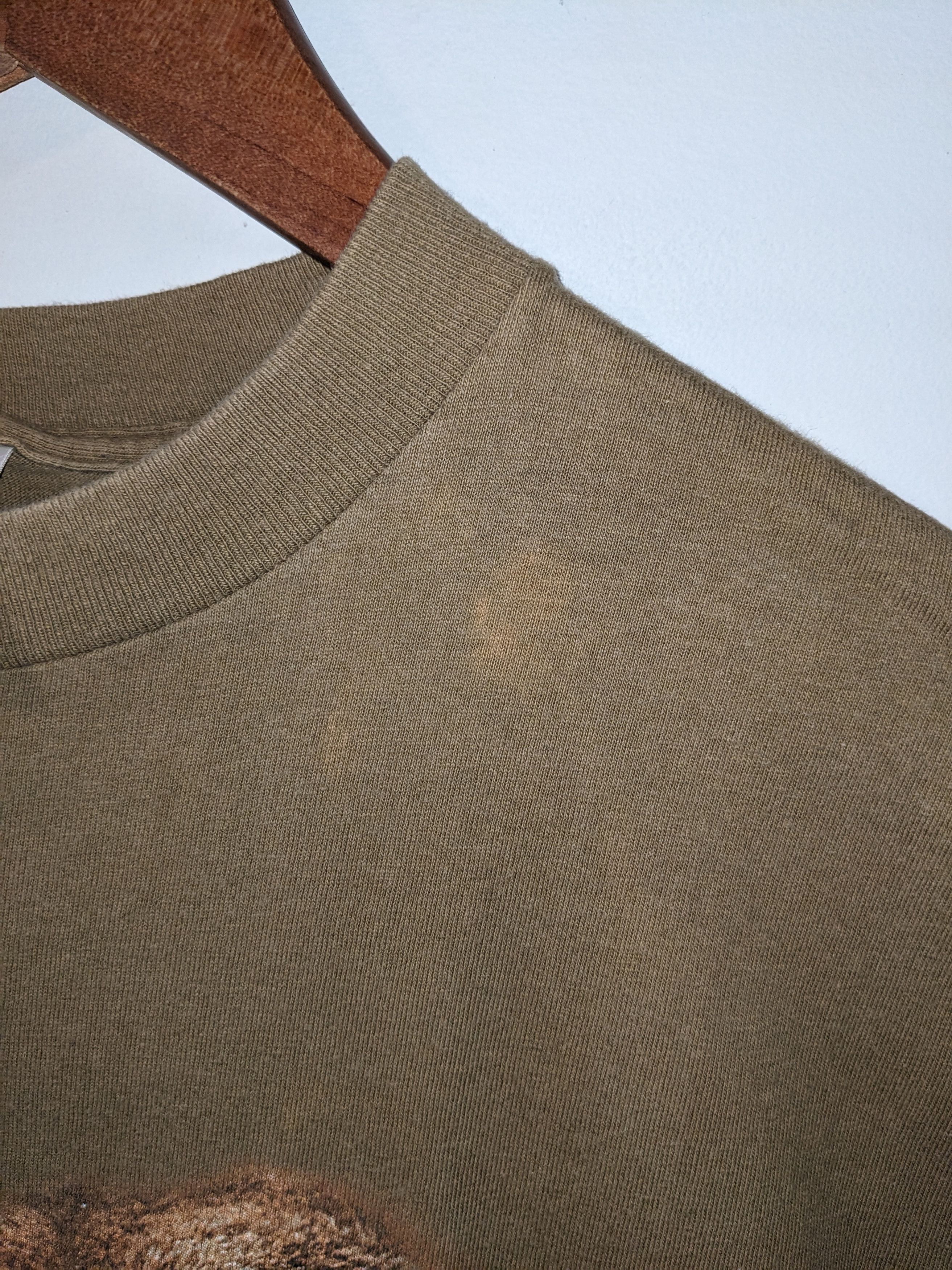 Vintage Vintage 90s Bear Animal Nature Wildlife Brown Large T-Shirt Size US L / EU 52-54 / 3 - 7 Thumbnail