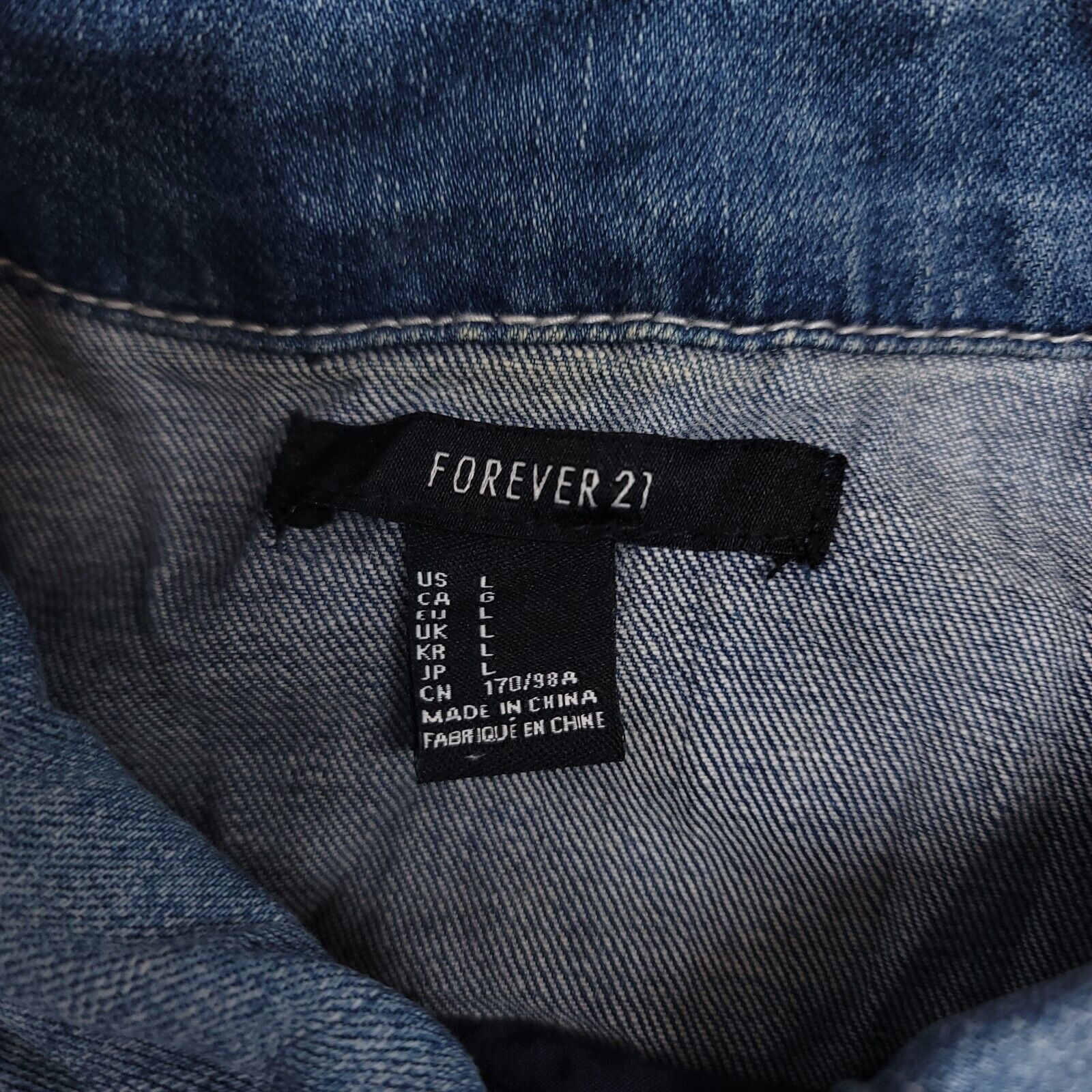 Forever 21 Forever 21 Button Up Denim Jean Jacket Womens Size L Blue Size L / US 10 / IT 46 - 3 Thumbnail