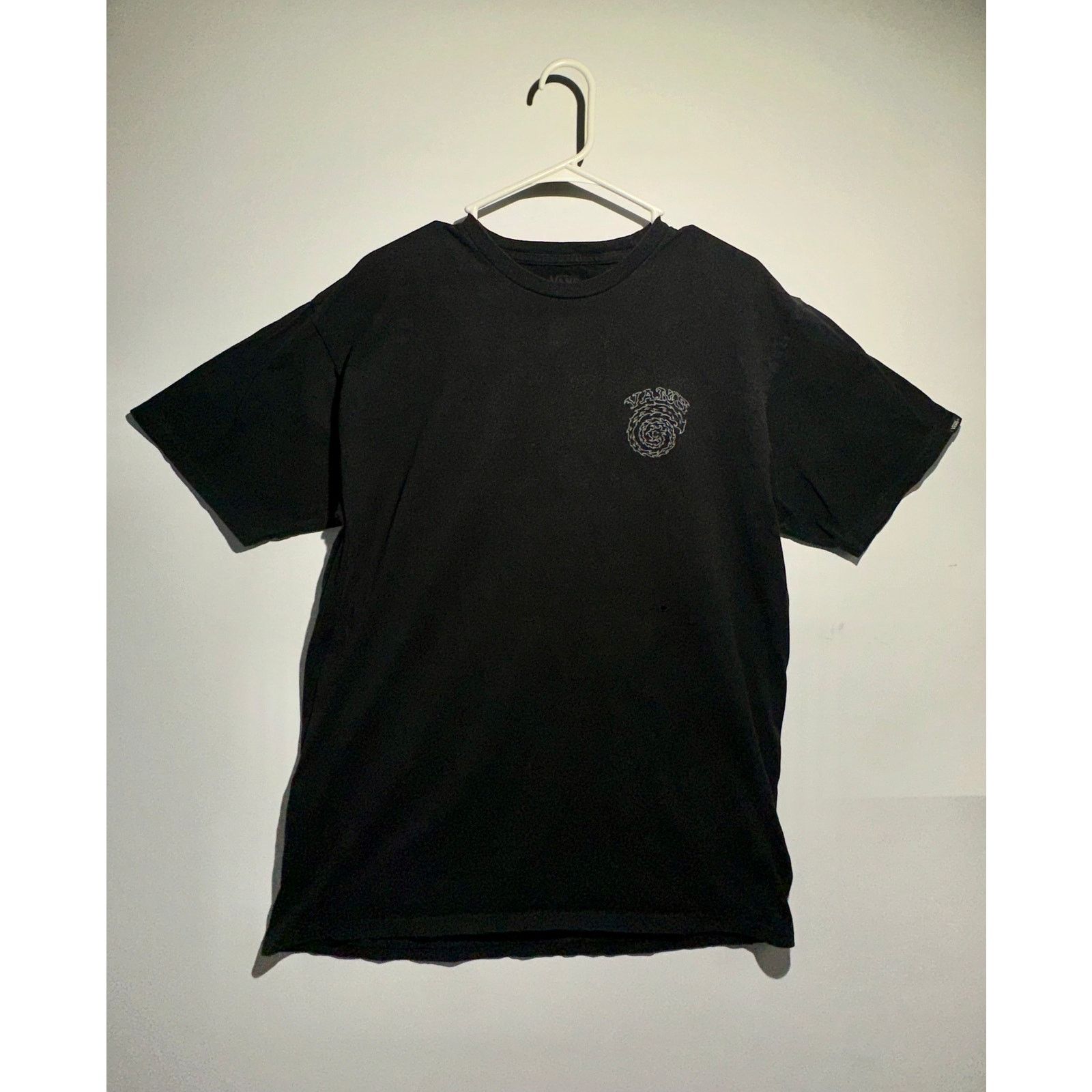 Vans Vans Off The Wall Sun Waves Design Black Tshirt Size Large Size US L / EU 52-54 / 3 - 3 Thumbnail