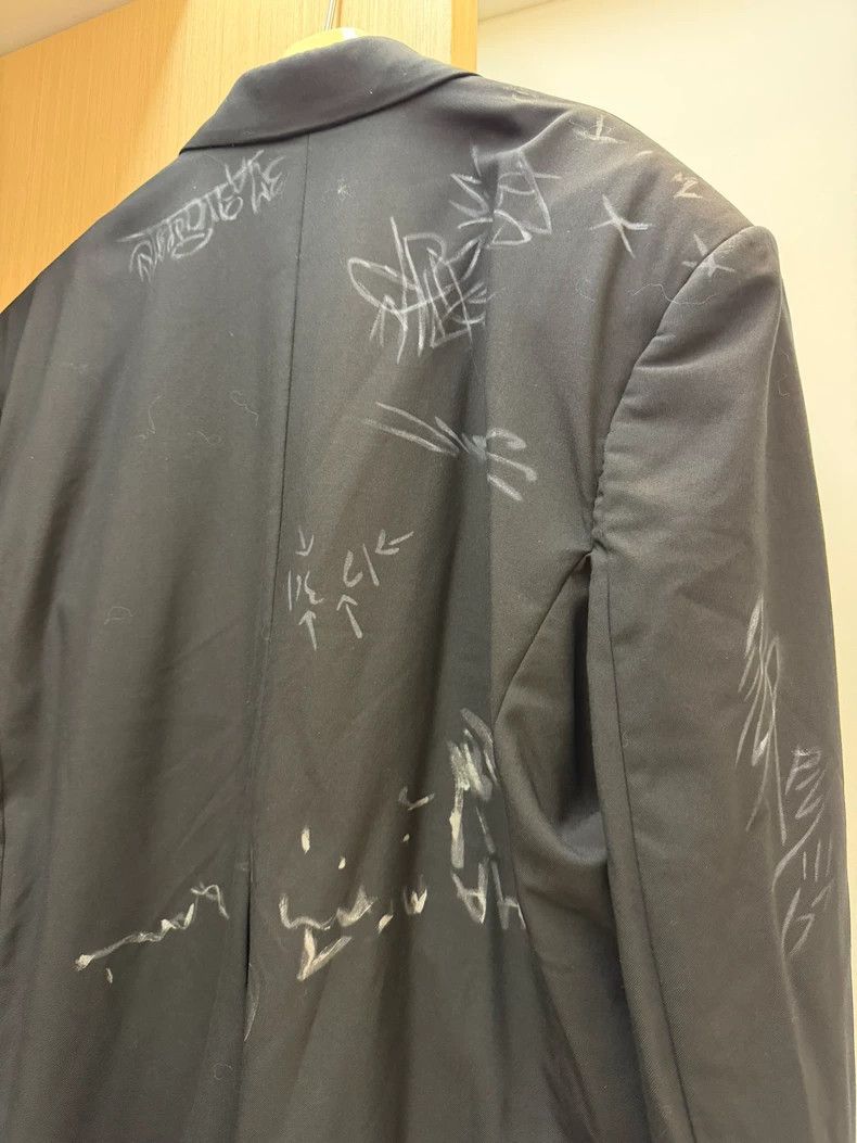 Balenciaga Balenciaga Graffiti Distressed Sleeve Patch Logo Suit Jack Size US S / EU 44-46 / 1 - 5 Thumbnail