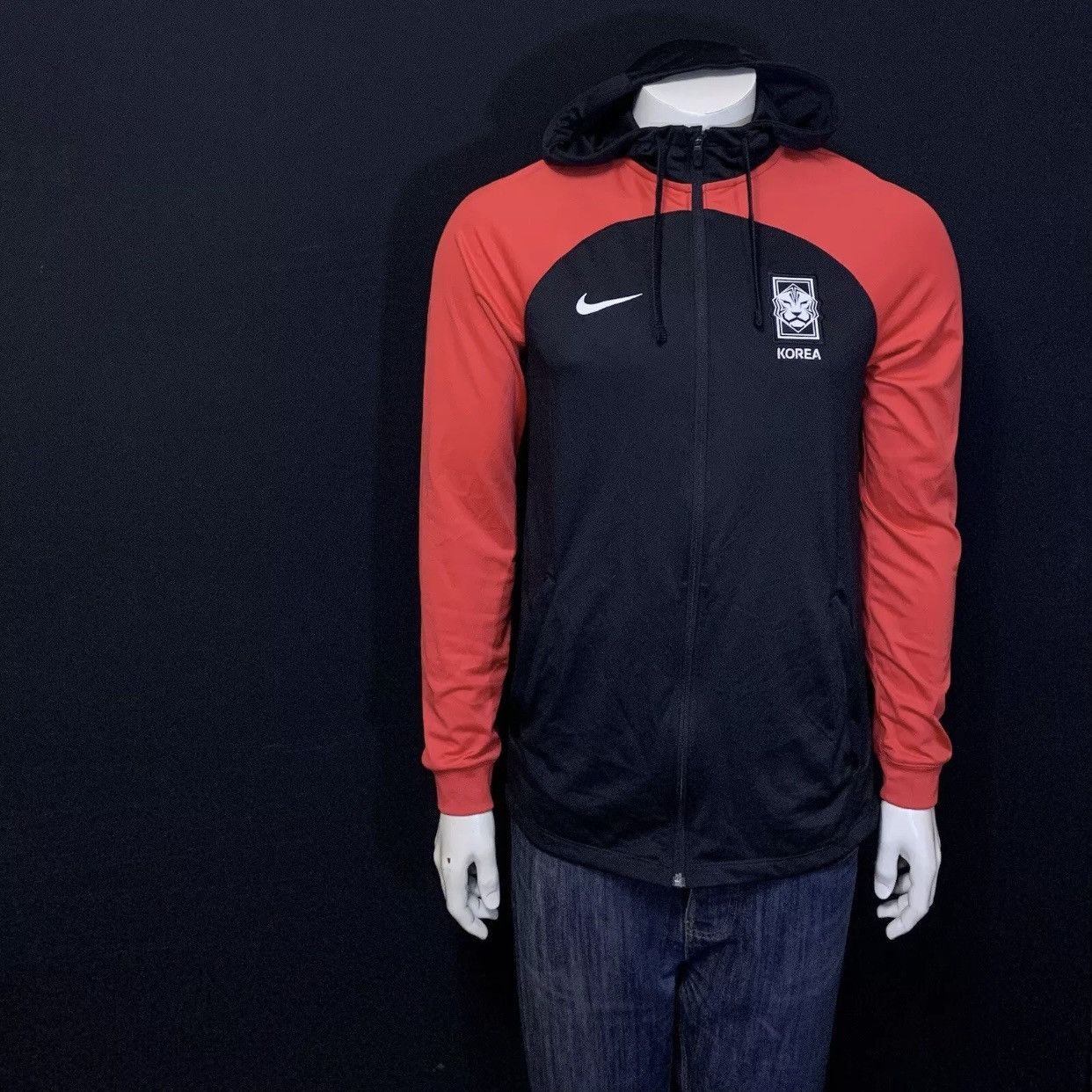 Nike Nike Korea Dri Fit Hoodie Football Size S Red Black Size US S / EU 44-46 / 1 - 1 Thumbnail