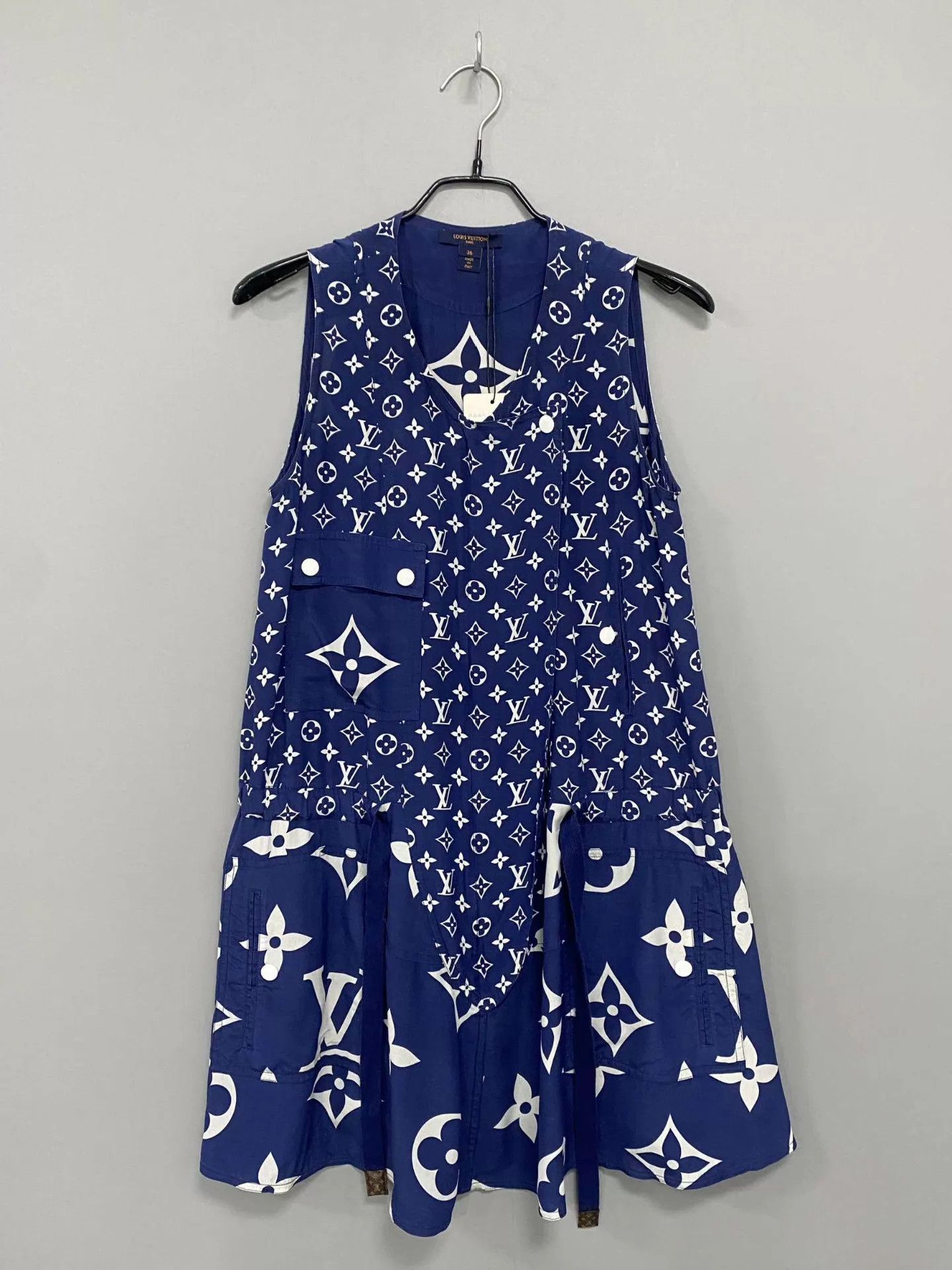 Louis Vuitton LV women's Bermuda all-over logo sleeveless dress 36 Size XS / US 0-2 / IT 36-38 - 1 Thumbnail