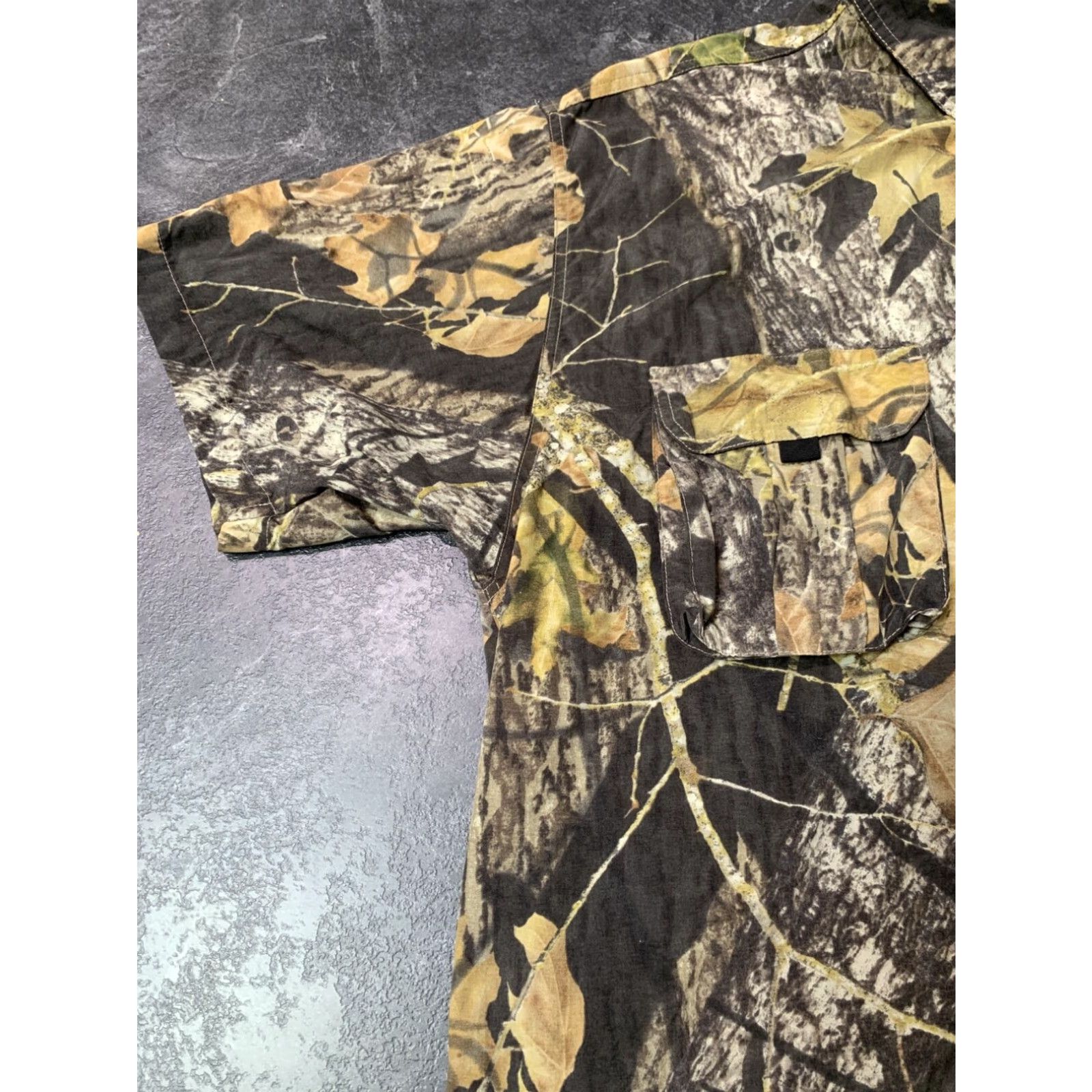 Vintage Mossy Oak Camouflage Short Sleeve Button Up Shirt Mens 2XL Size US XXL / EU 58 / 5 - 2 Thumbnail