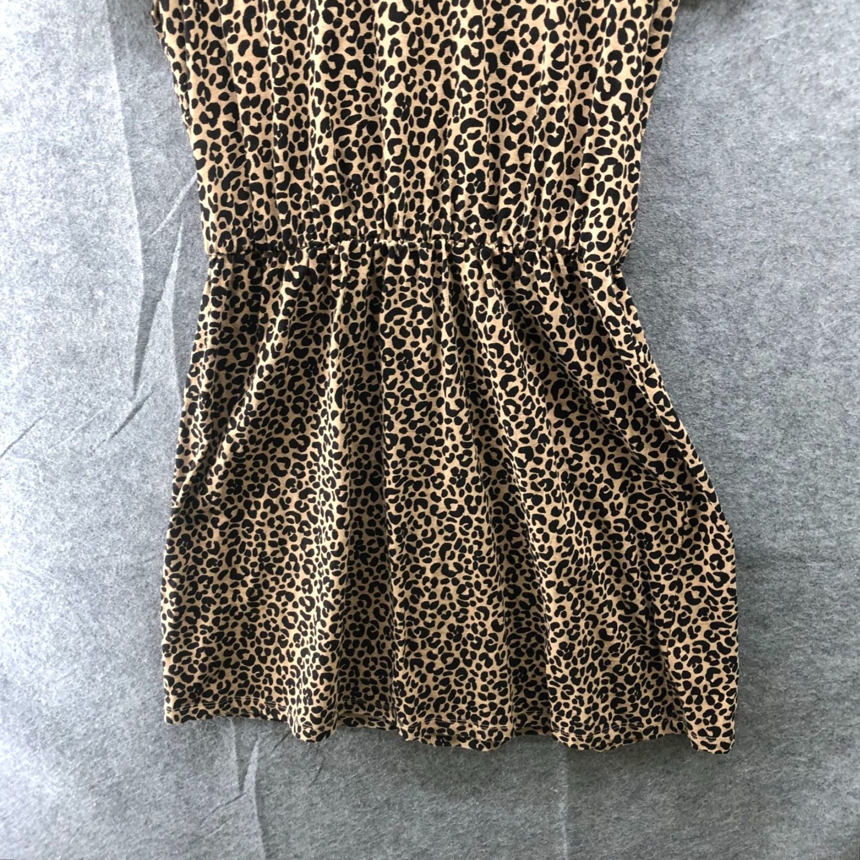Old Navy Old Navy Leopard Print T Shirt Dress Womens M Short Sleeve A-Line Mini Crewneck Dress Size M / US 6-8 / IT 42-44 - 4 Thumbnail