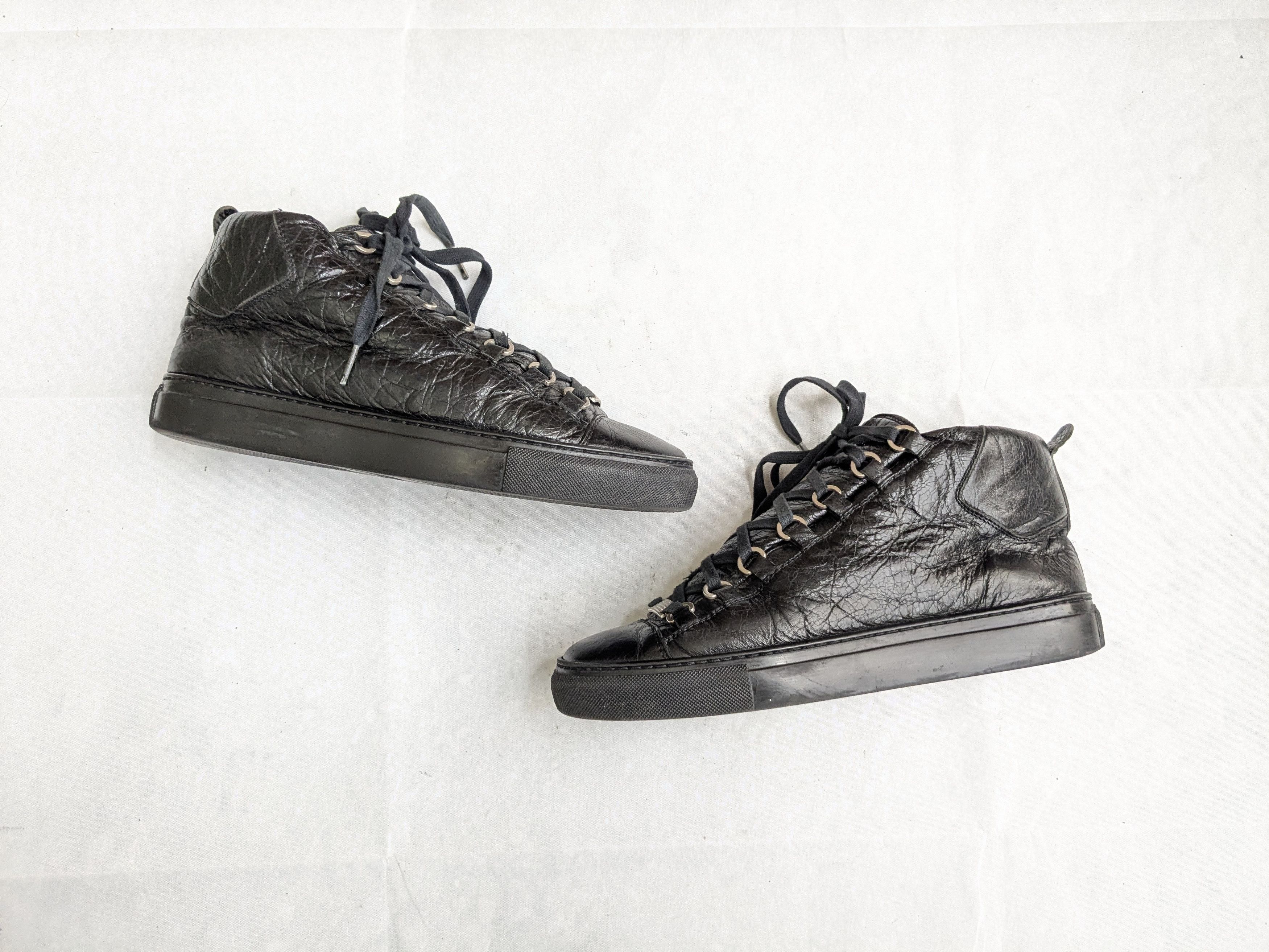 Balenciaga Arena Sneakers Black 8 High Tops Leather