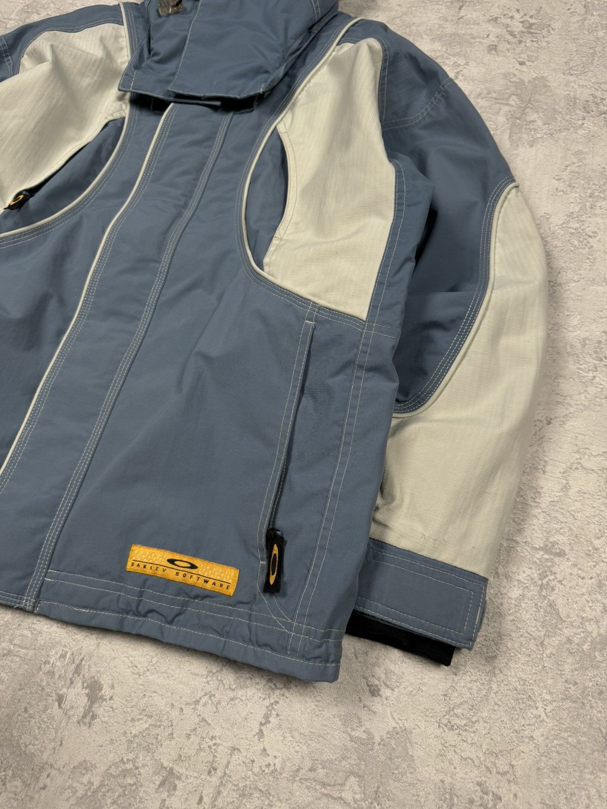 Vintage Vintage Men's Oakley Software Ski Jacket Snow Sports Size S Size US S / EU 44-46 / 1 - 5 Thumbnail